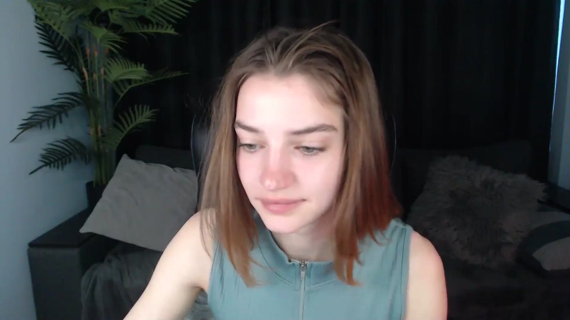 Gallery image thumbnail from LaraMinx's myfreecams stream on, 05/09/2026, 08:46 image 12 of 20