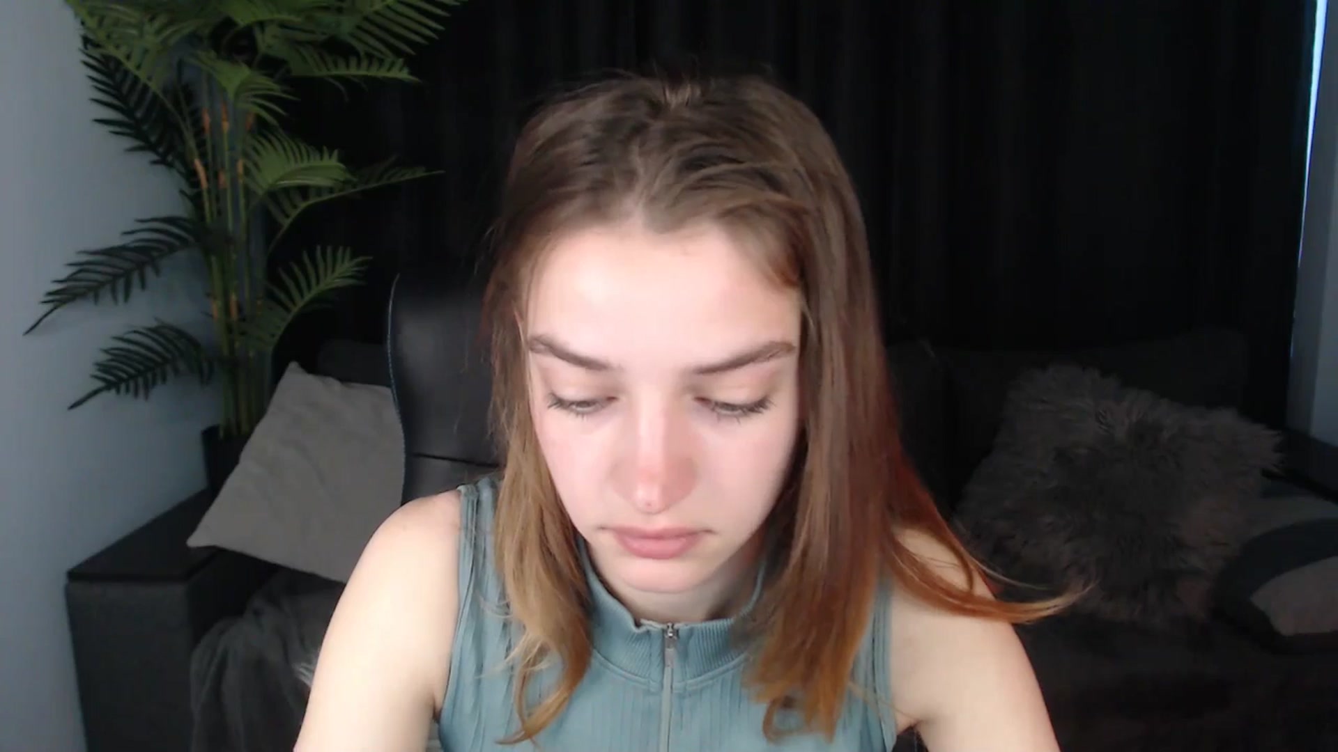 Gallery image thumbnail from LaraMinx's myfreecams stream on, 05/09/2026, 08:46 image 7 of 20