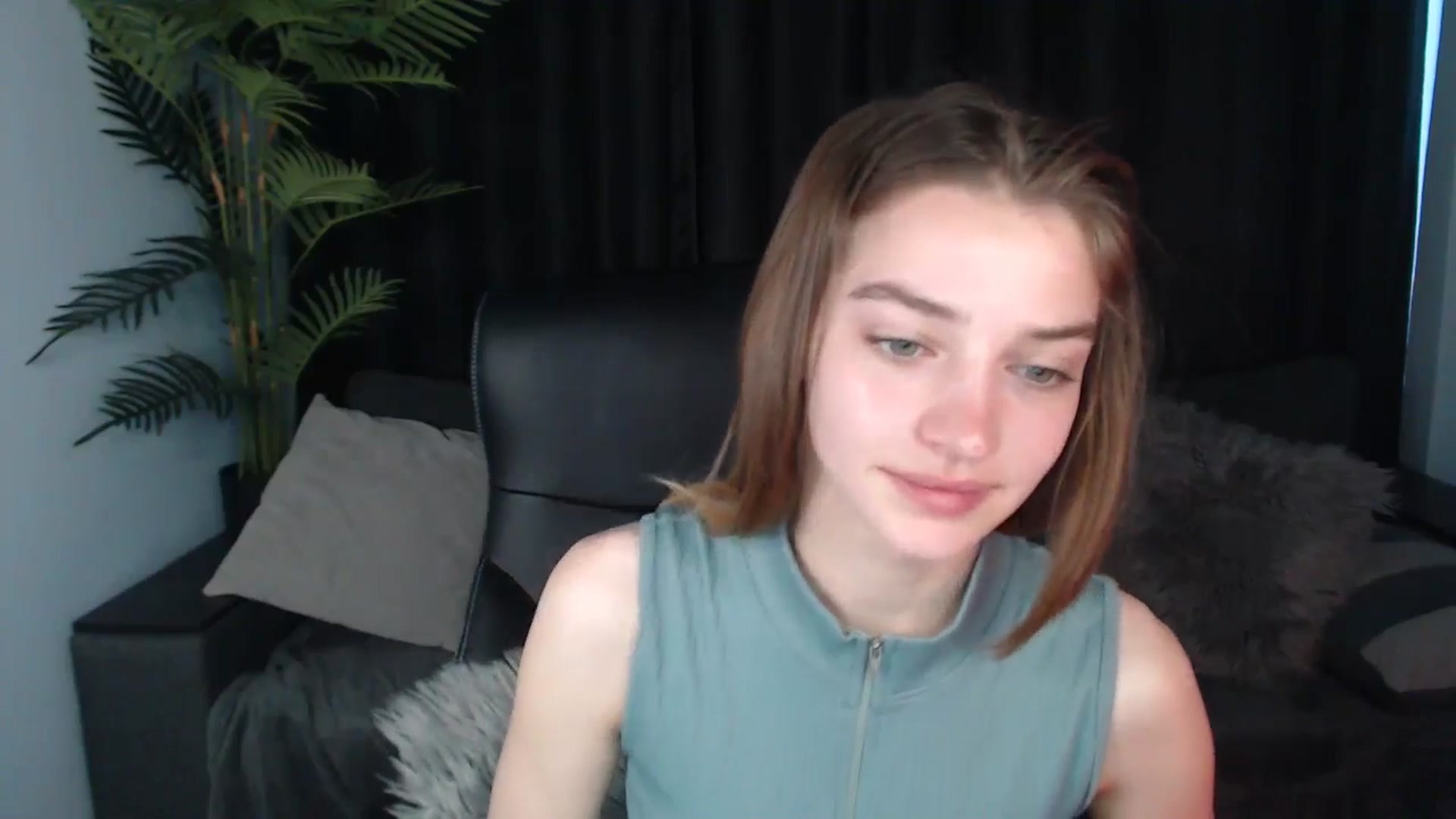 Gallery image thumbnail from LaraMinx's myfreecams stream on, 05/09/2026, 08:46 image 20 of 20