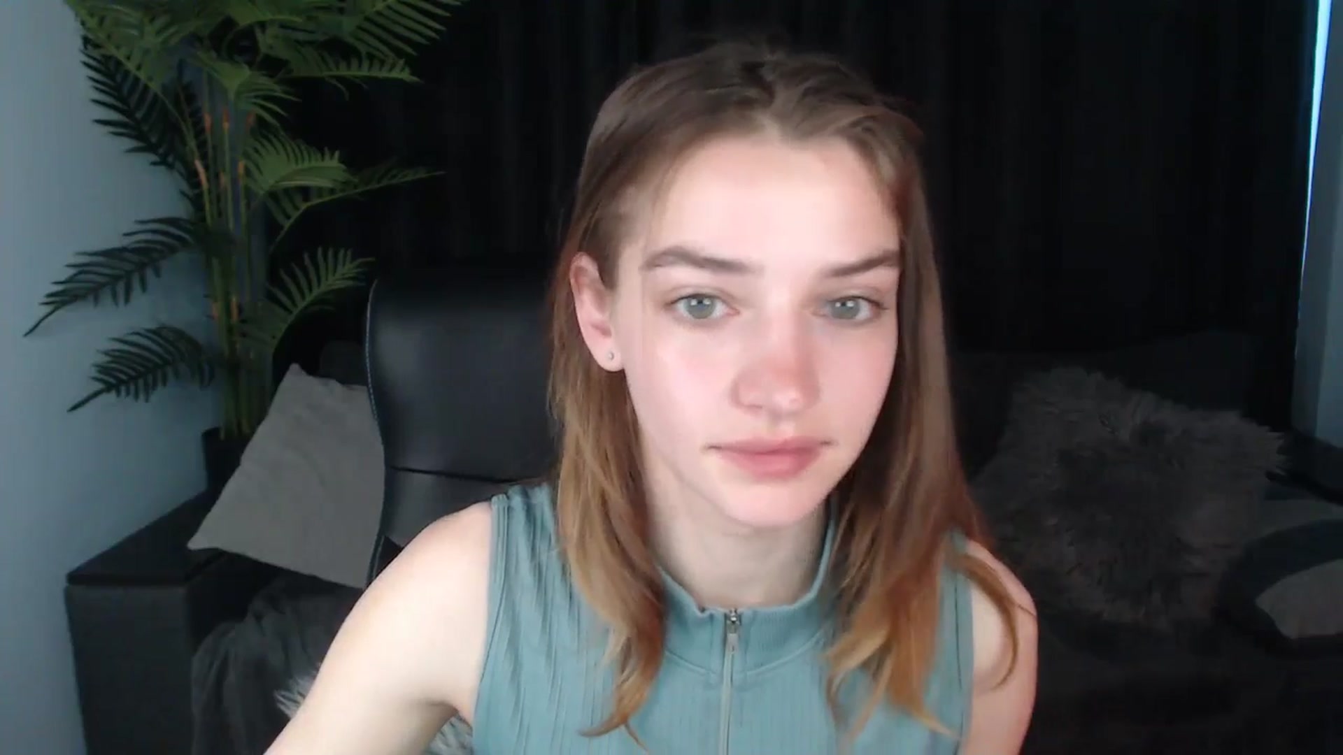 Gallery image thumbnail from LaraMinx's myfreecams stream on, 05/09/2026, 08:46 image 9 of 20