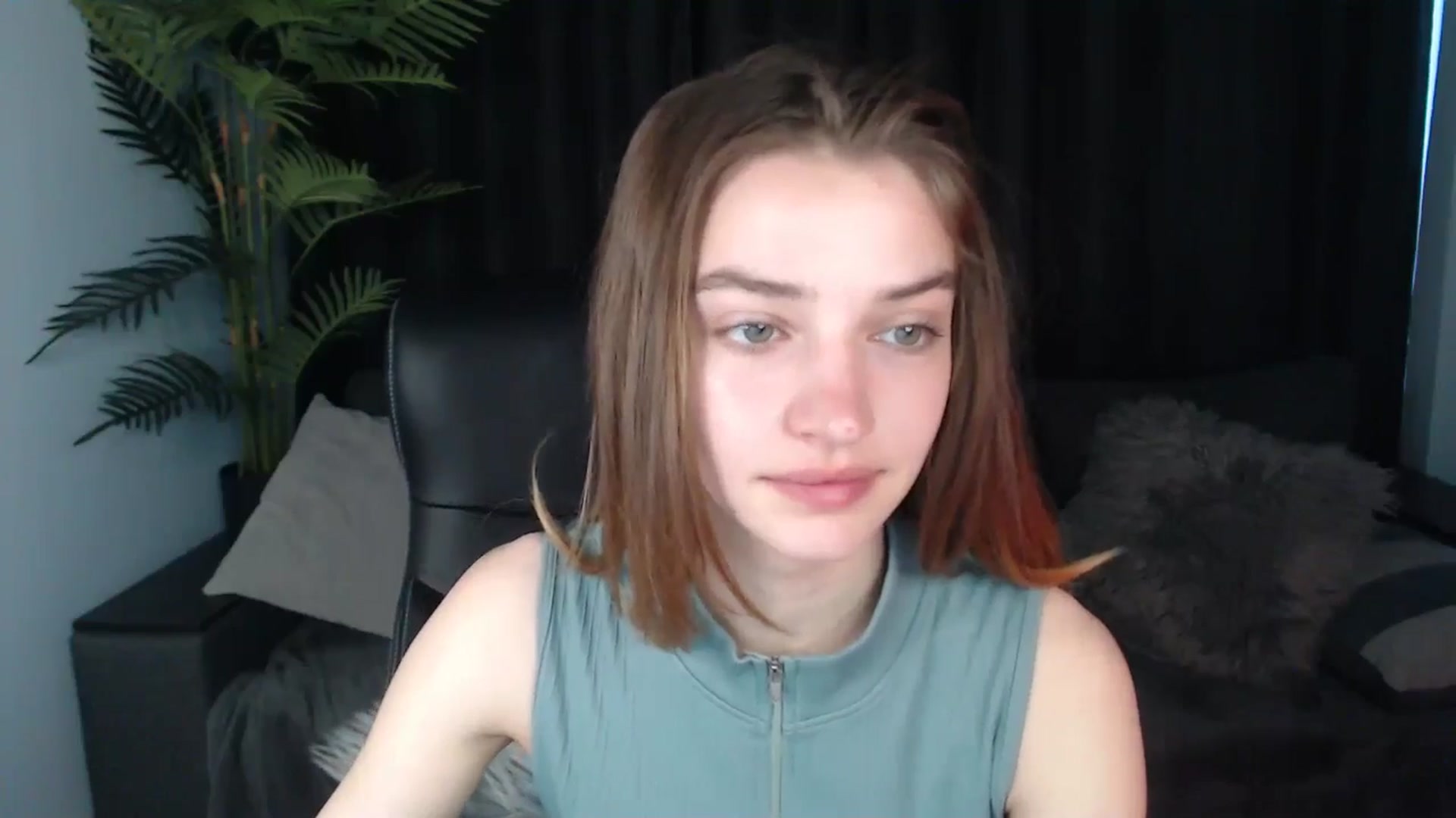 Gallery image thumbnail from LaraMinx's myfreecams stream on, 05/09/2026, 08:46 image 16 of 20