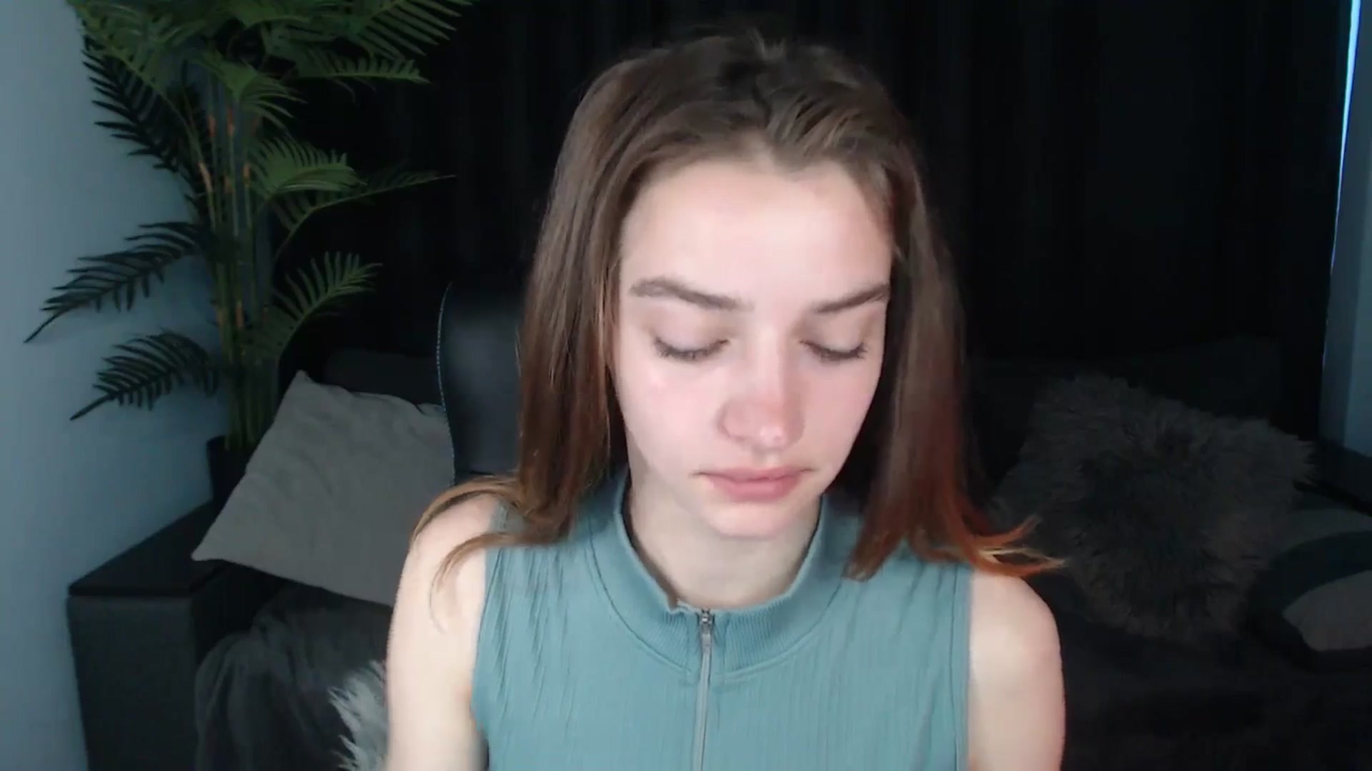 Gallery image thumbnail from LaraMinx's myfreecams stream on, 05/09/2026, 08:46 image 3 of 20