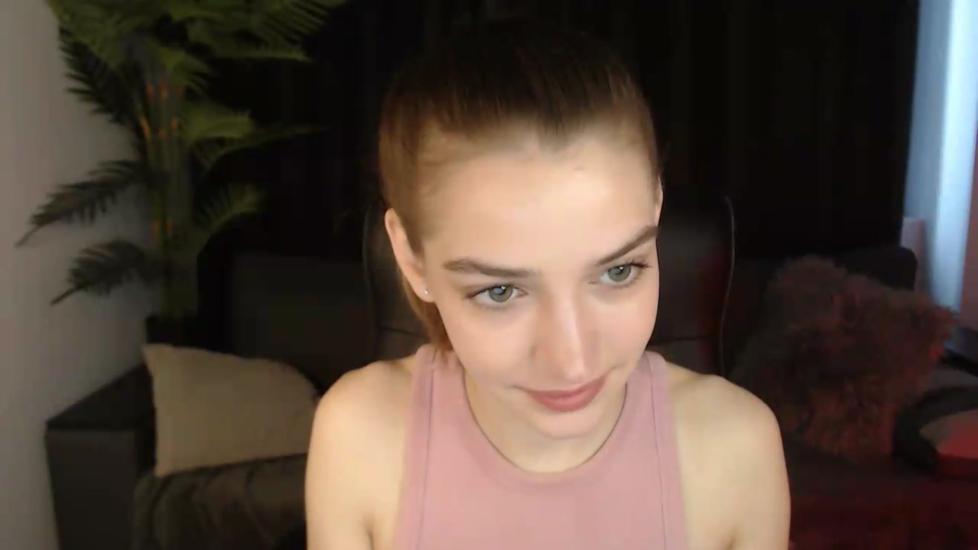Gallery image thumbnail from LaraMinx's myfreecams stream on, 05/10/2026, 09:50 image 8 of 20