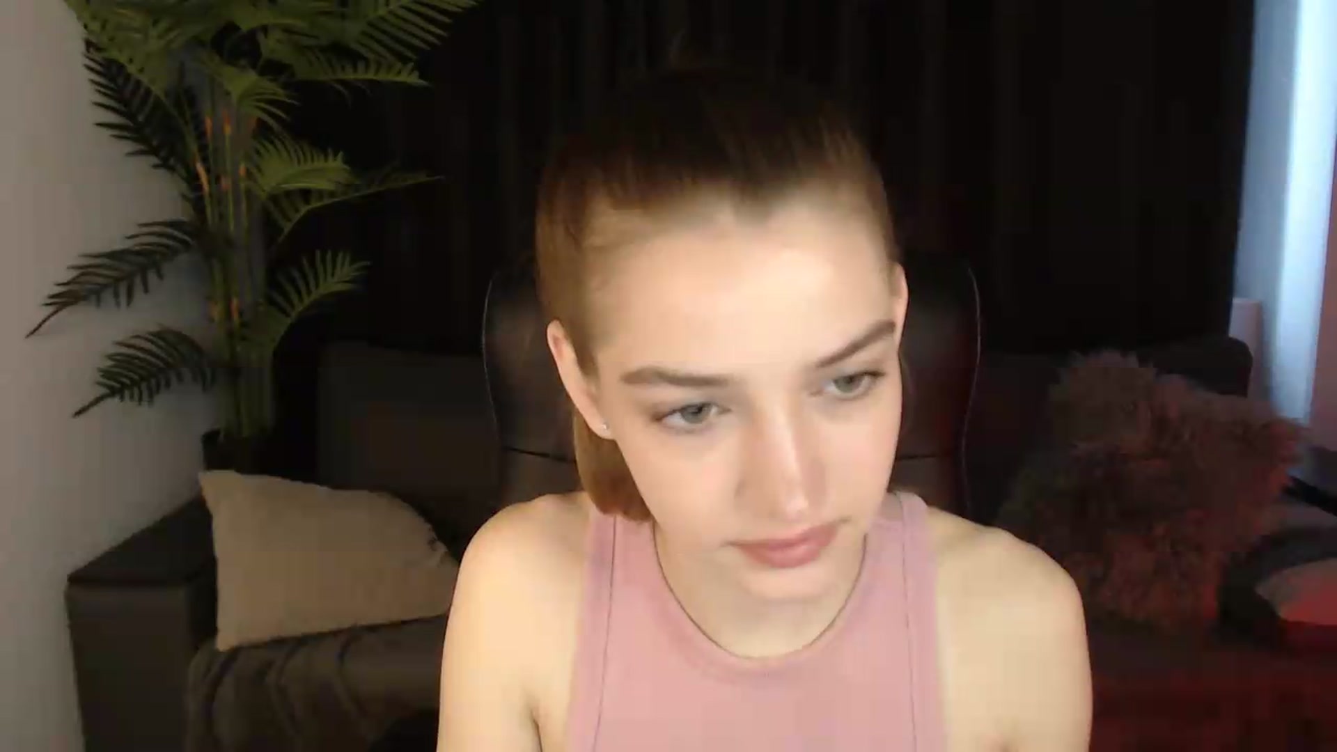 Gallery image thumbnail from LaraMinx's myfreecams stream on, 05/10/2026, 09:50 image 15 of 20