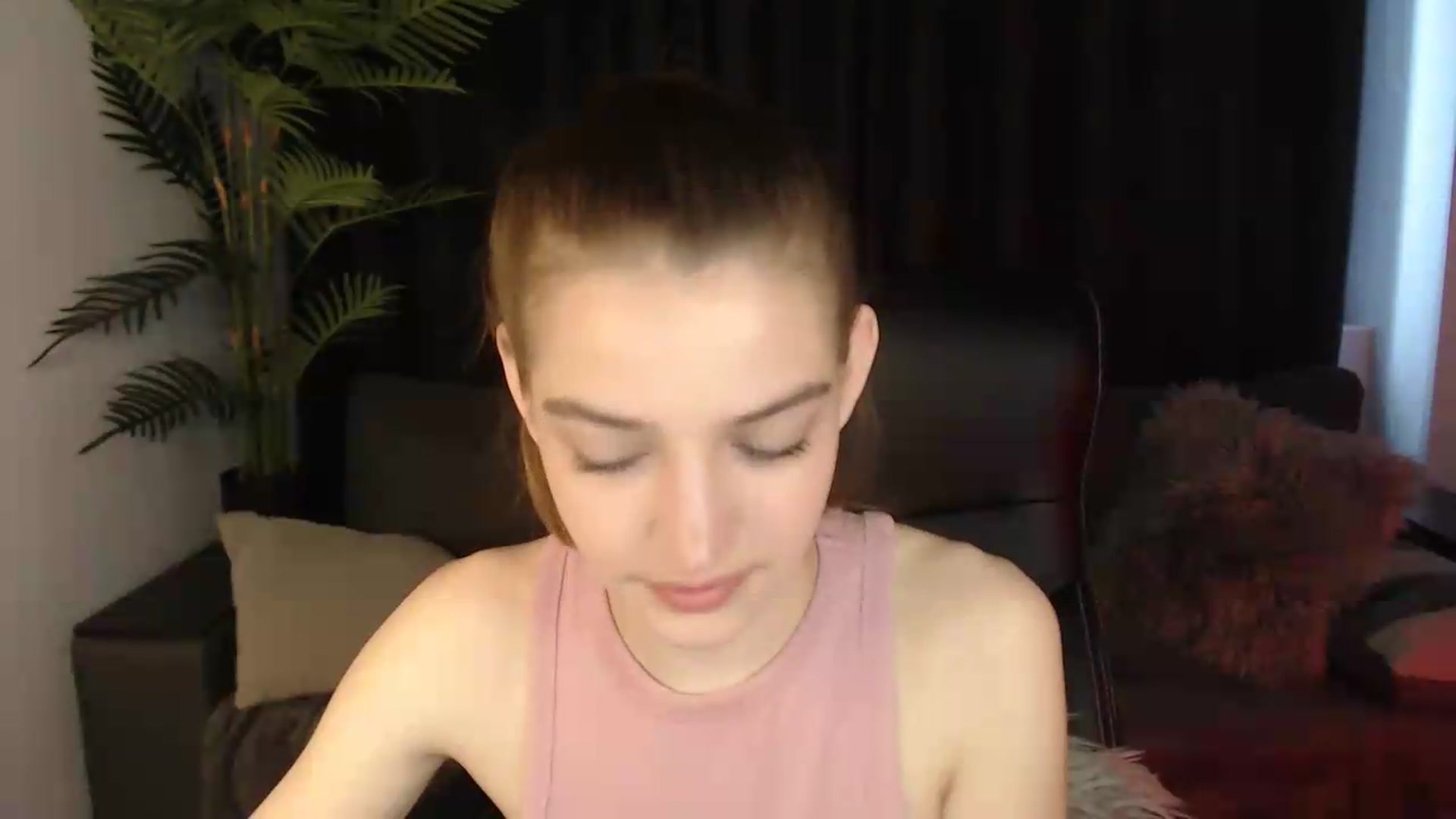 Gallery image thumbnail from LaraMinx's myfreecams stream on, 05/10/2026, 09:50 image 16 of 20