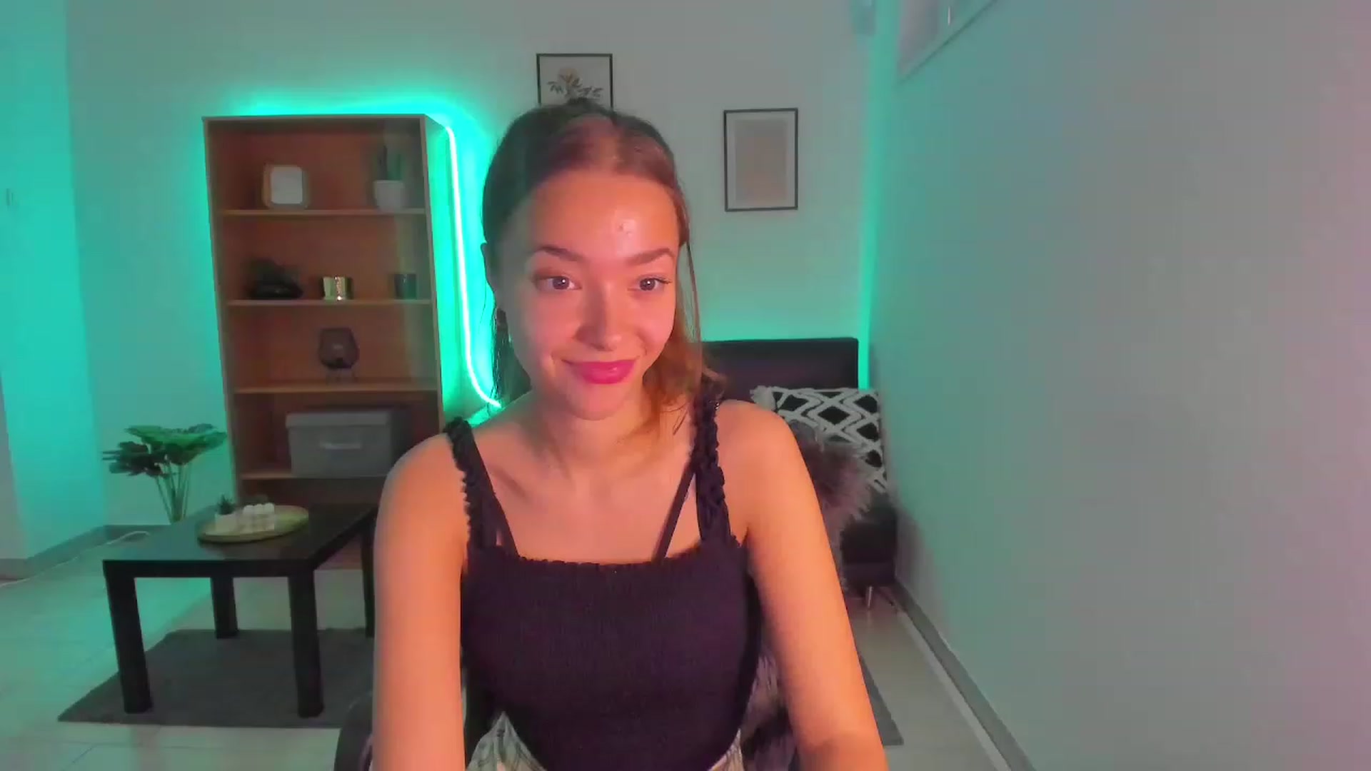Gallery image thumbnail from Lara_lust18's myfreecams stream on, 02/18/2023, 11:47 image 9 of 20