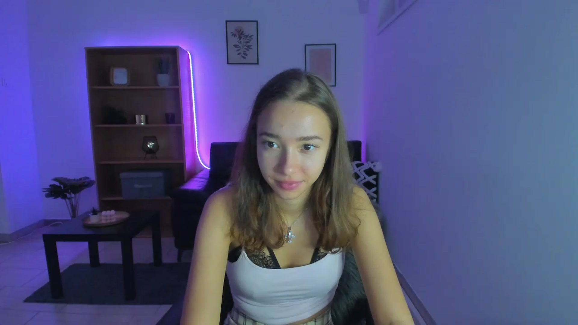 Gallery image thumbnail from Lara_lust18's myfreecams stream on, 02/22/2023, 20:53 image 12 of 20