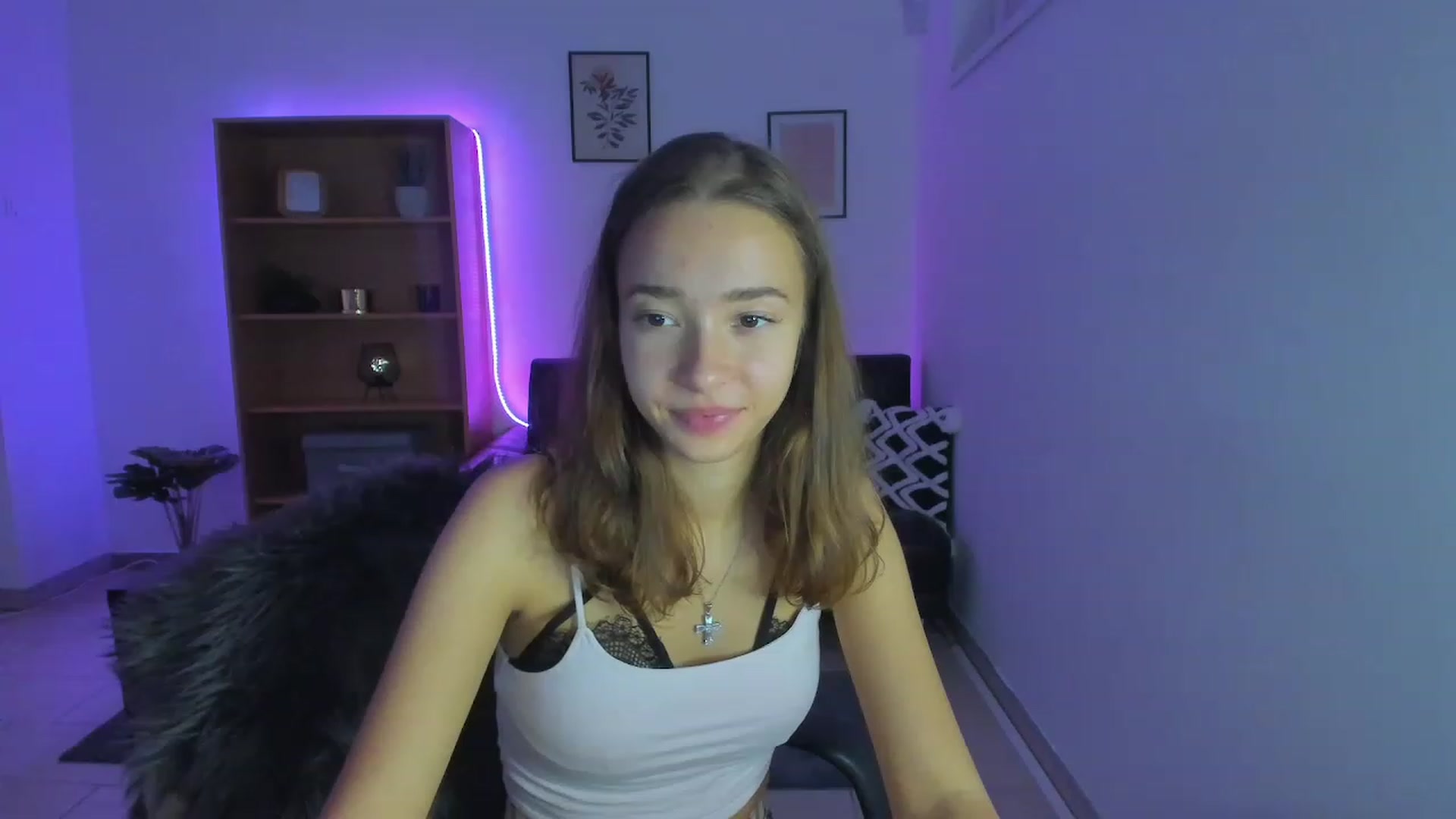 Gallery image thumbnail from Lara_lust18's myfreecams stream on, 02/22/2023, 20:53 image 1 of 20