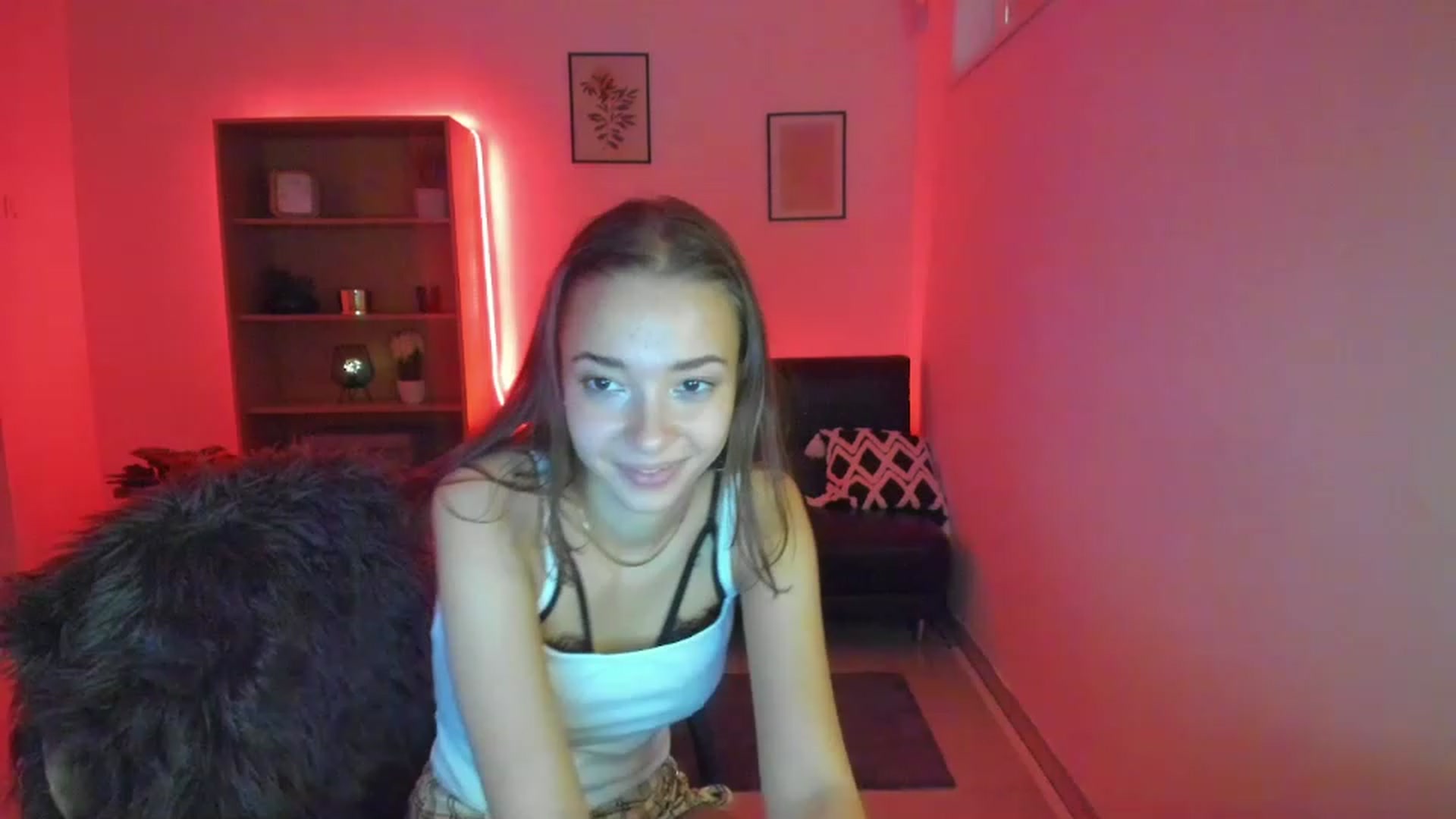 Gallery image thumbnail from Lara_lust18's myfreecams stream on, 02/25/2023, 10:25 image 7 of 20