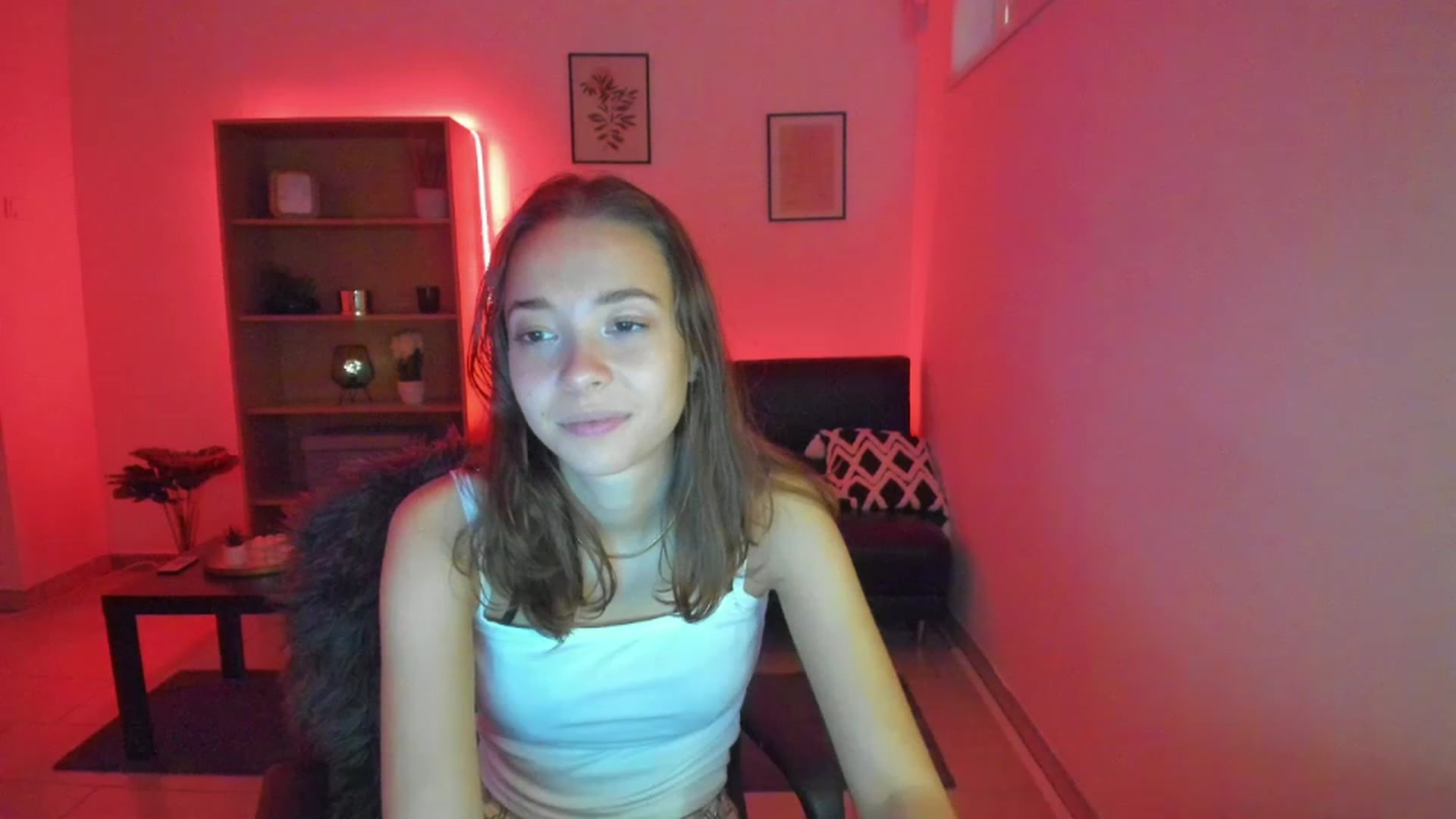 Gallery image thumbnail from Lara_lust18's myfreecams stream on, 02/25/2023, 10:25 image 1 of 20