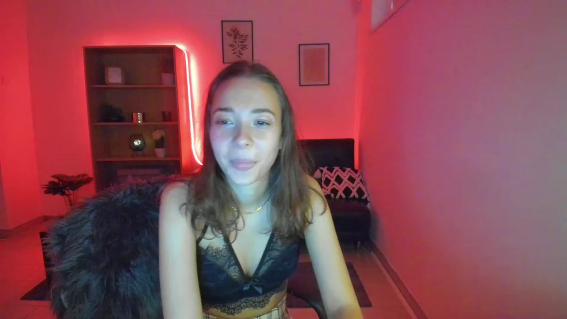 Gallery image thumbnail from Lara_lust18's myfreecams stream on, 02/25/2023, 10:25 image 11 of 20