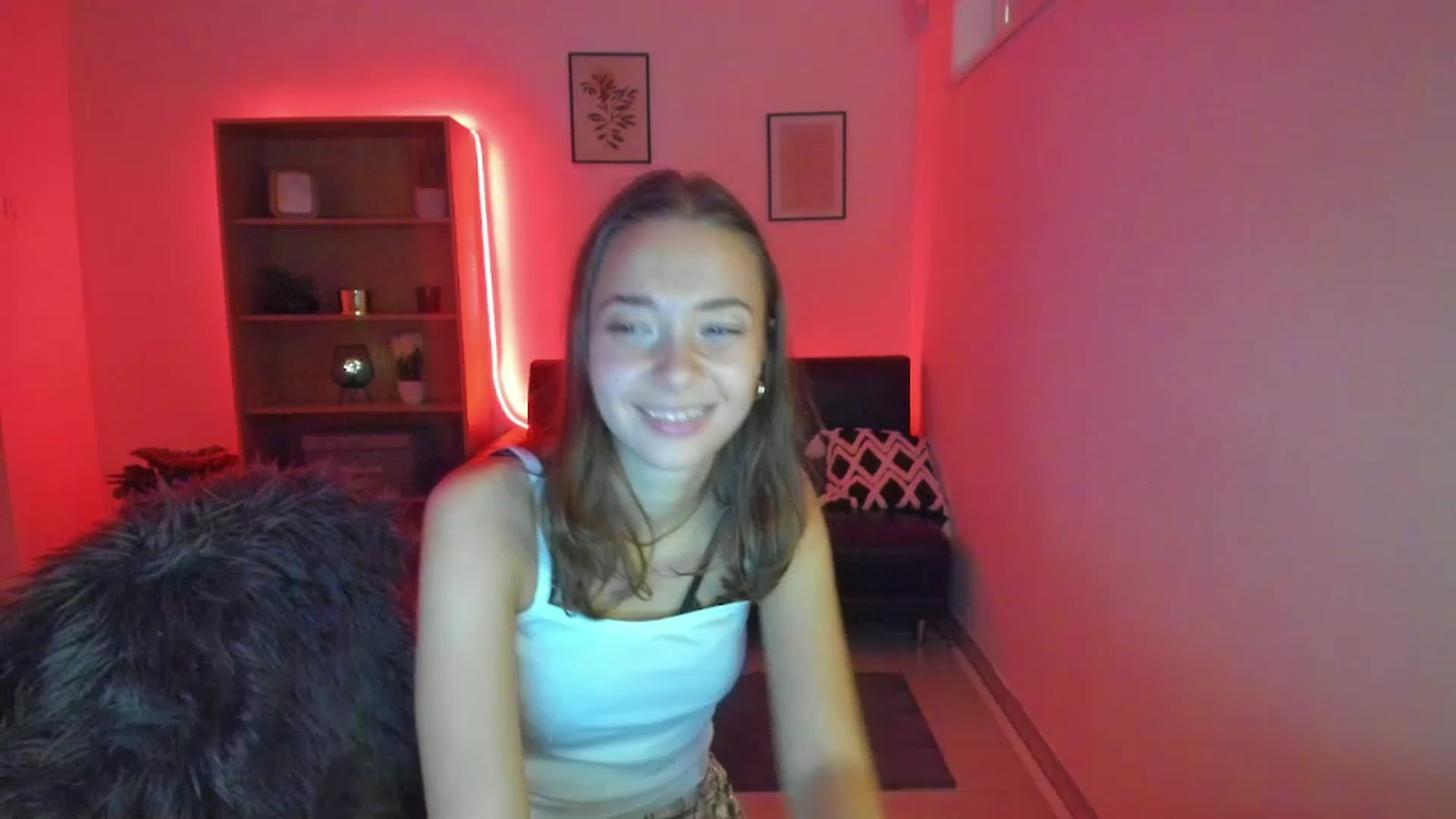 Gallery image thumbnail from Lara_lust18's myfreecams stream on, 02/25/2023, 10:25 image 18 of 20