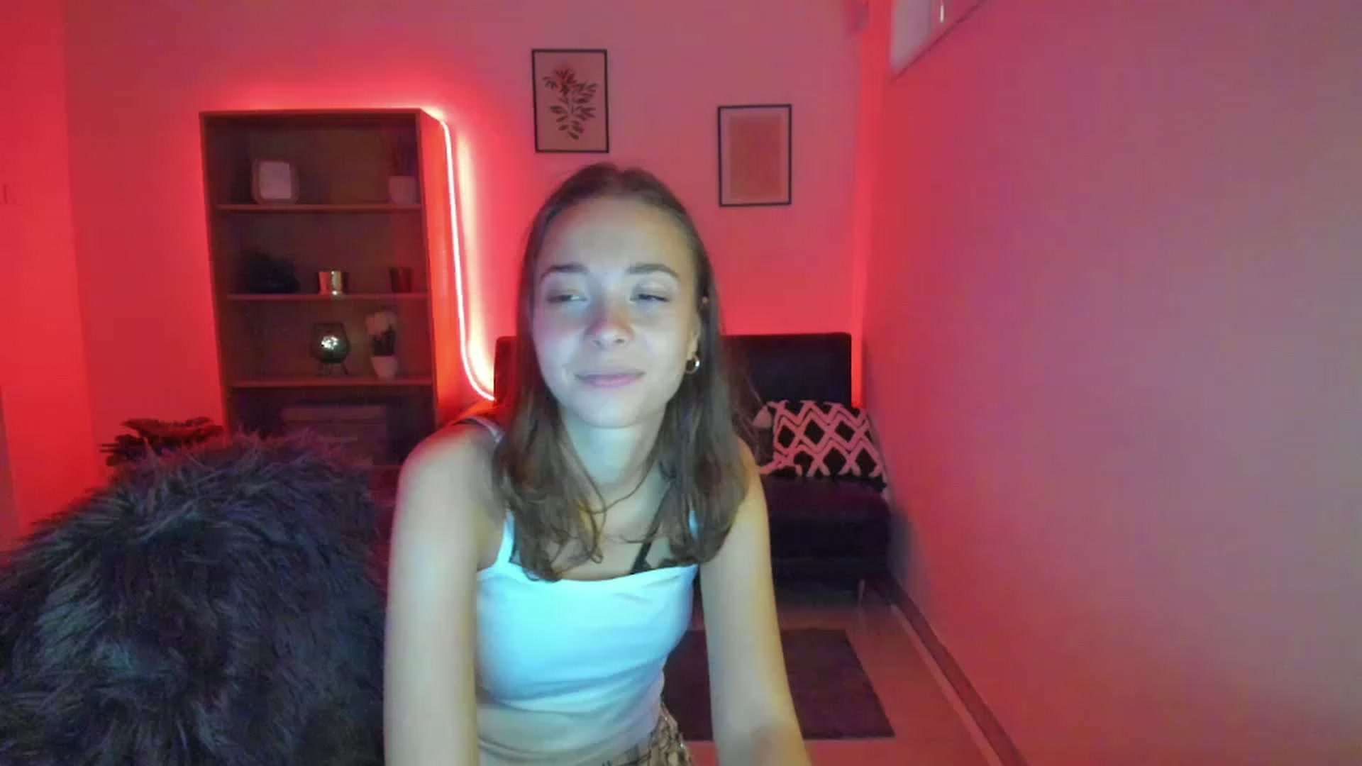 Gallery image thumbnail from Lara_lust18's myfreecams stream on, 02/25/2023, 10:25 image 19 of 20