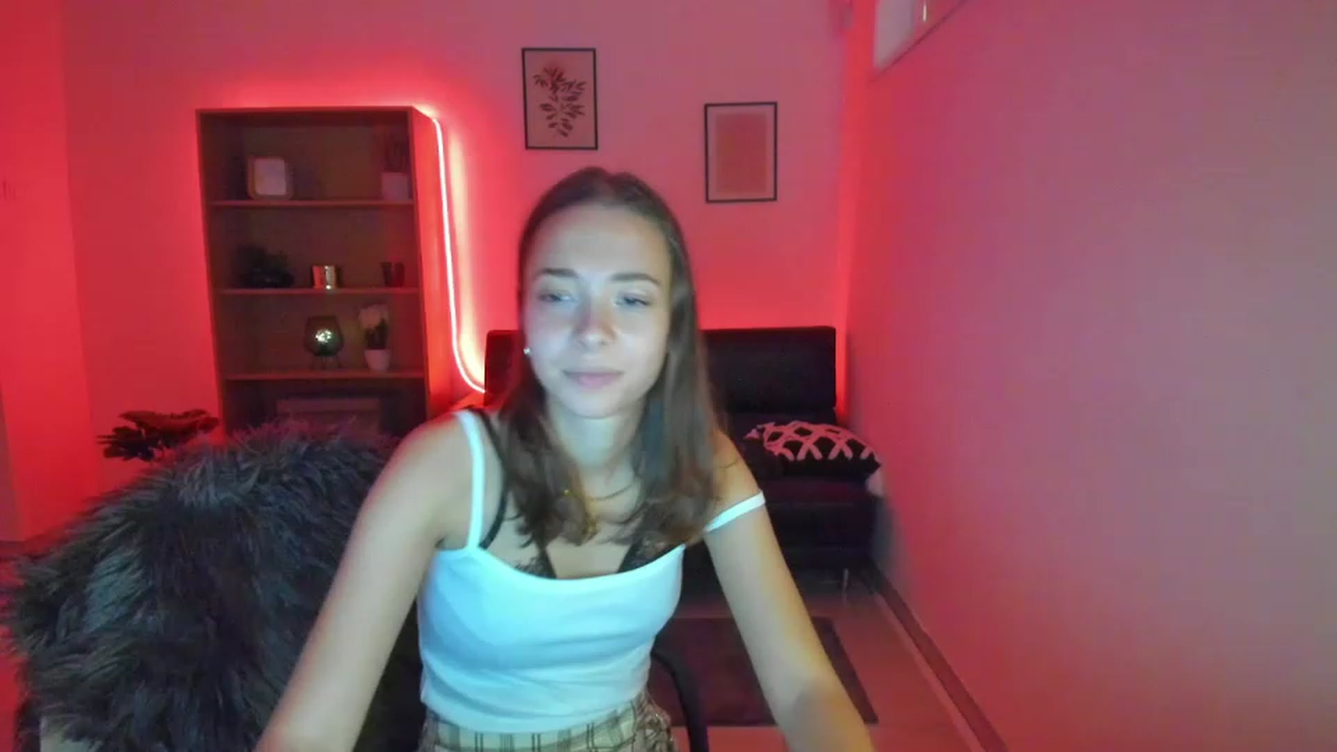 Gallery image thumbnail from Lara_lust18's myfreecams stream on, 02/25/2023, 12:02 image 7 of 20