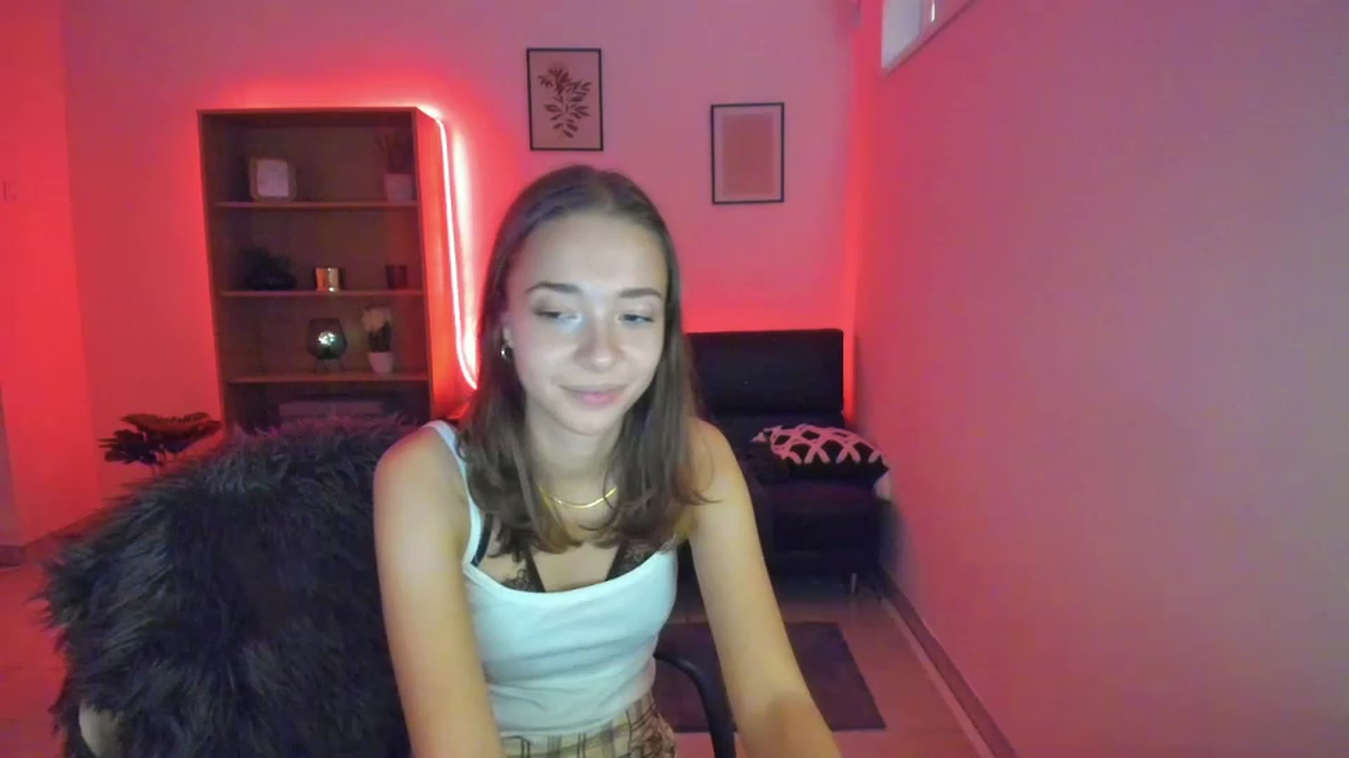 Gallery image thumbnail from Lara_lust18's myfreecams stream on, 02/25/2023, 12:02 image 13 of 20
