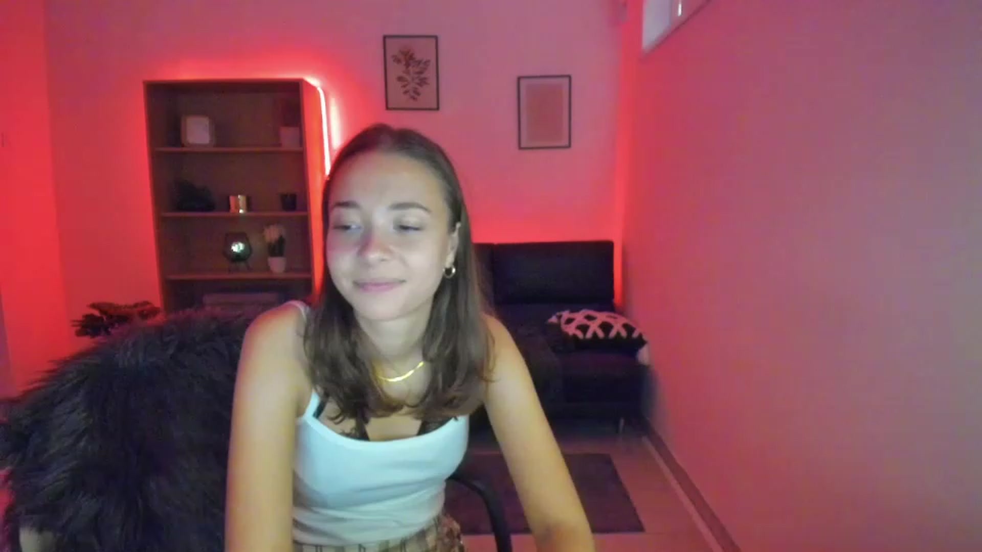 Gallery image thumbnail from Lara_lust18's myfreecams stream on, 02/25/2023, 12:02 image 16 of 20