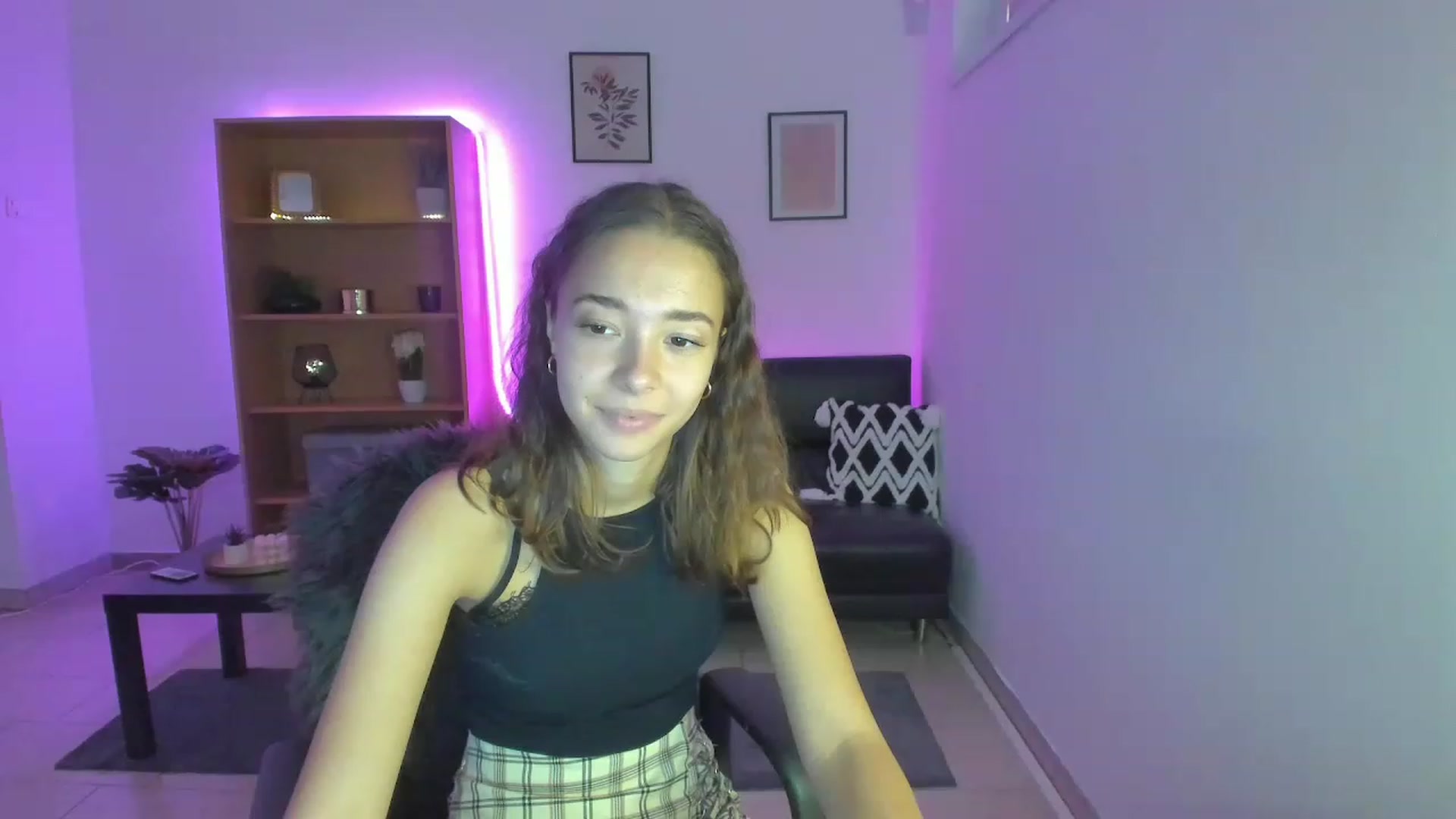 Gallery image thumbnail from Lara_lust18's myfreecams stream on, 02/28/2023, 11:28 image 9 of 20