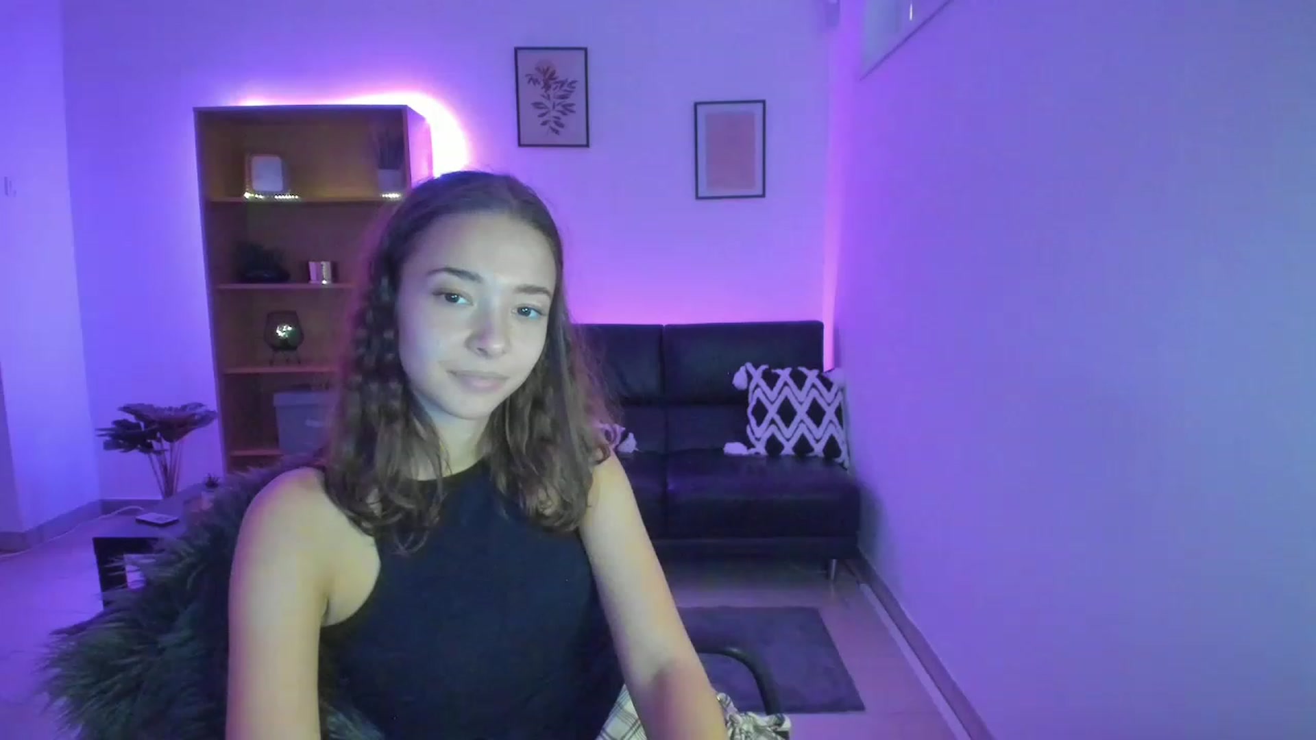 Gallery image thumbnail from Lara_lust18's myfreecams stream on, 02/28/2023, 12:31 image 8 of 20