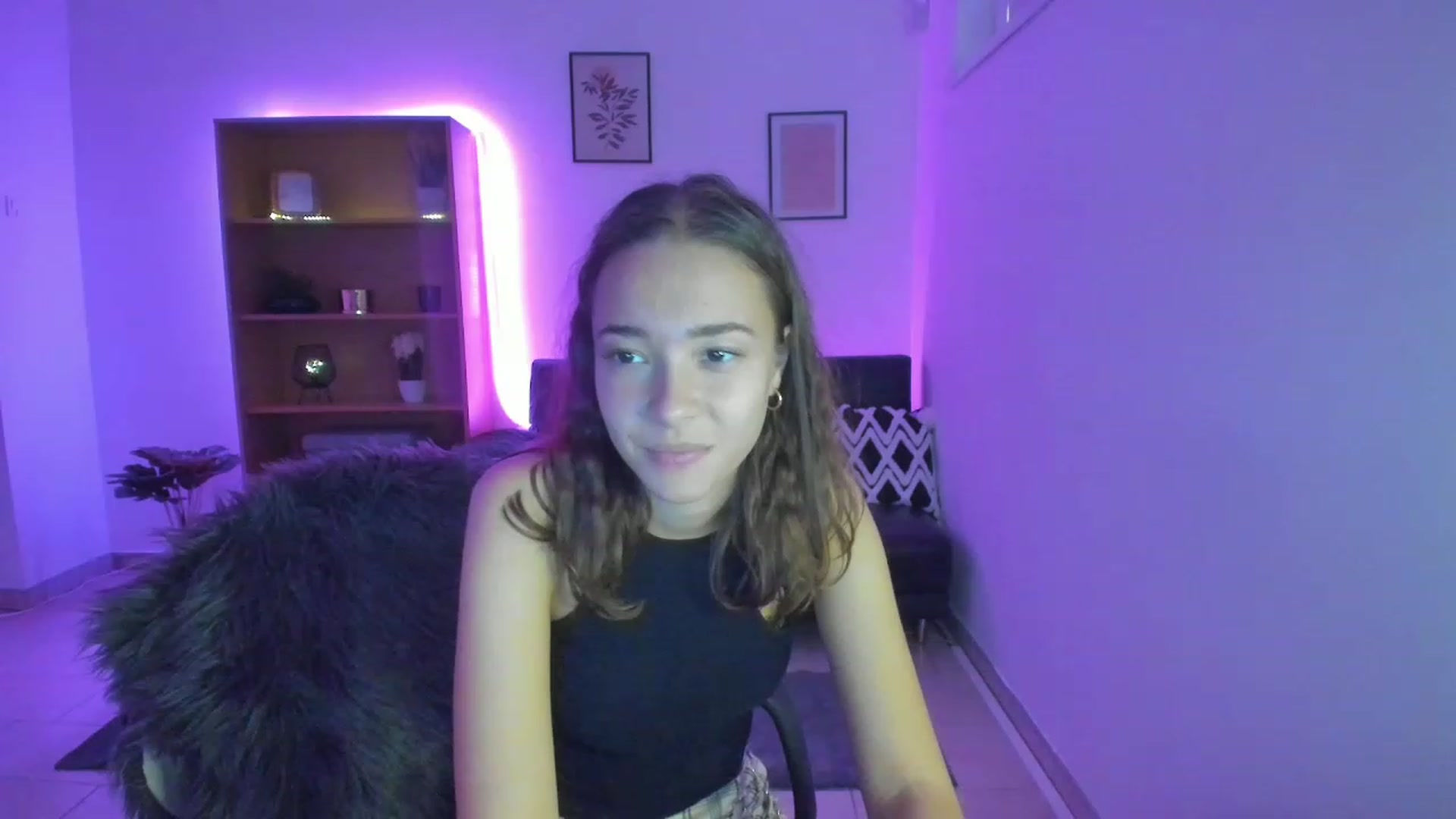 Gallery image thumbnail from Lara_lust18's myfreecams stream on, 02/28/2023, 12:31 image 6 of 20