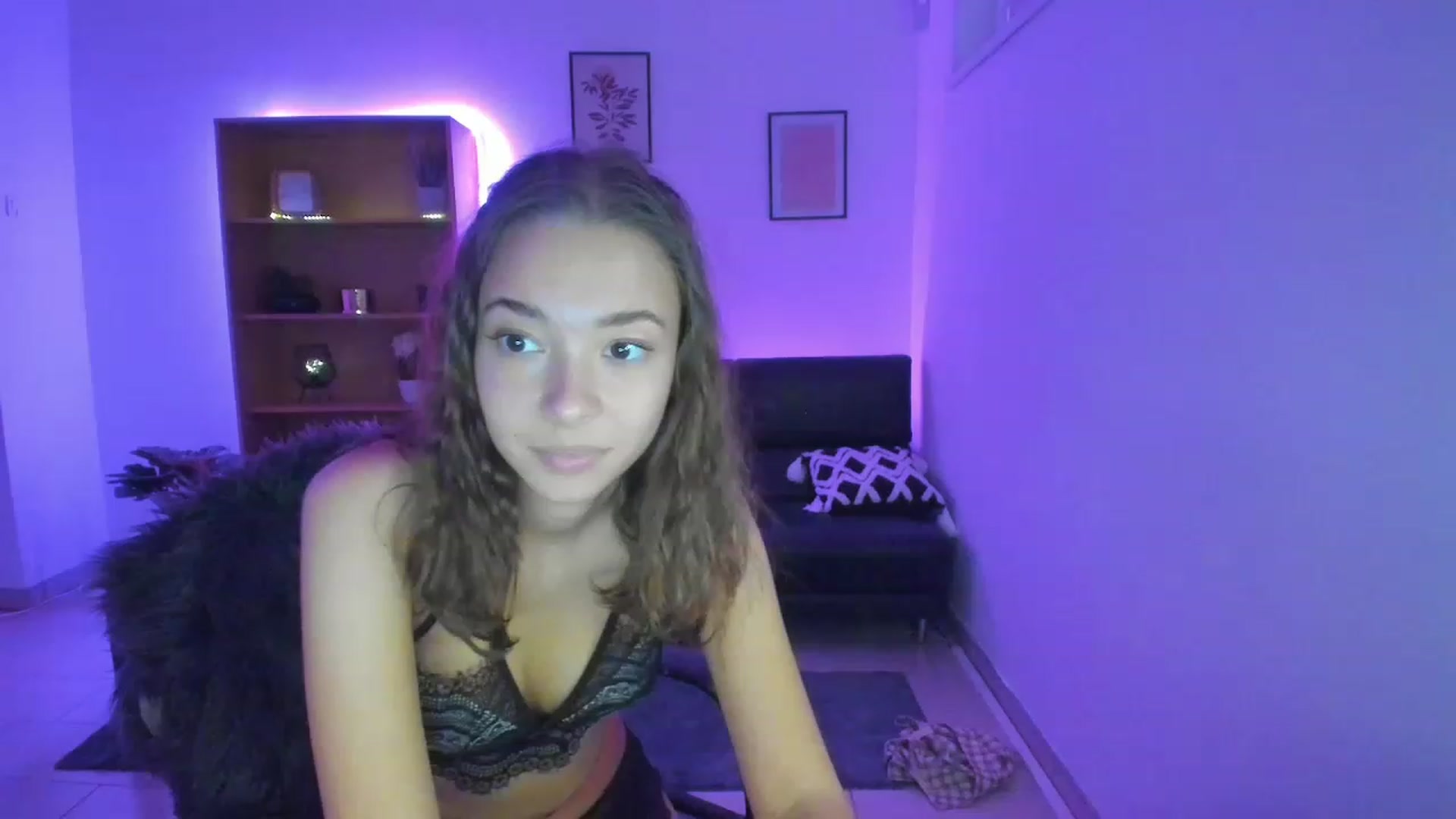 Gallery image thumbnail from Lara_lust18's myfreecams stream on, 02/28/2023, 14:02 image 18 of 20