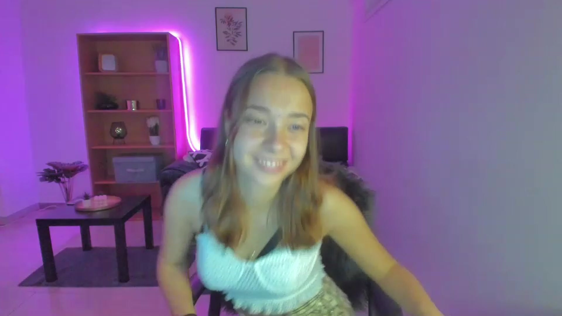 Gallery image thumbnail from Lara_lust18's myfreecams stream on, 03/02/2023, 19:56 image 4 of 20