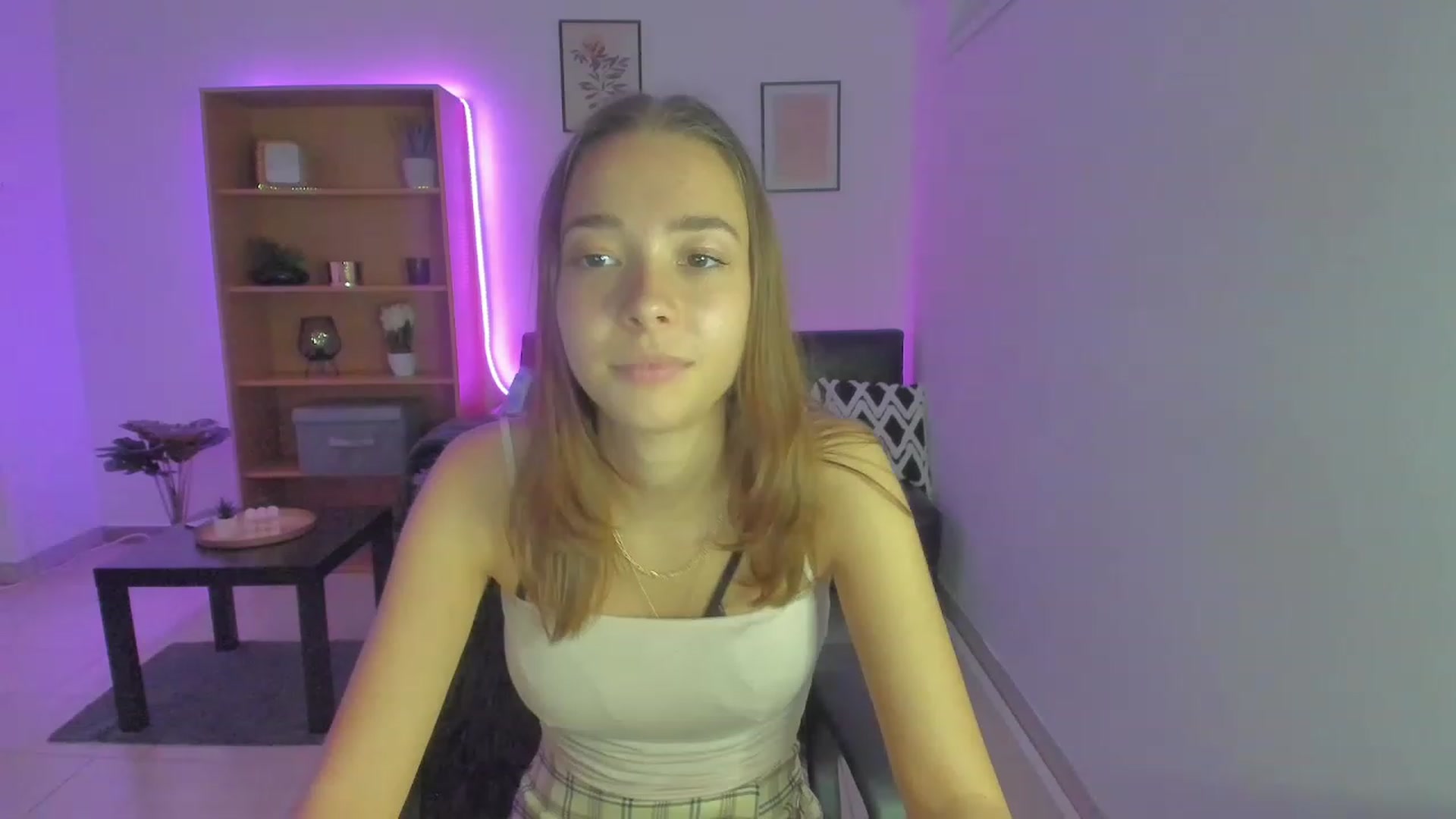 Gallery image thumbnail from Lara_lust18's myfreecams stream on, 03/04/2023, 16:26 image 1 of 20