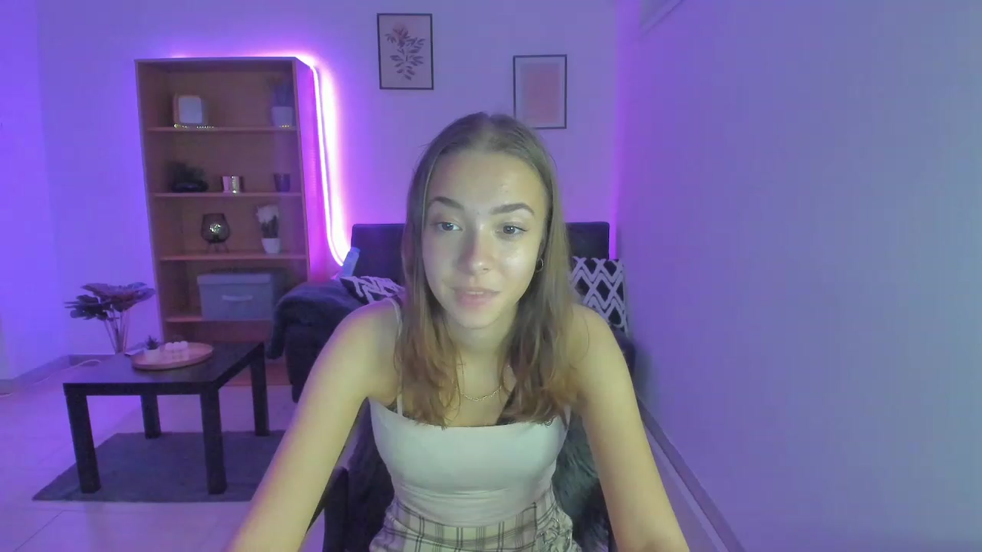 Gallery image thumbnail from Lara_lust18's myfreecams stream on, 03/04/2023, 17:50 image 3 of 20