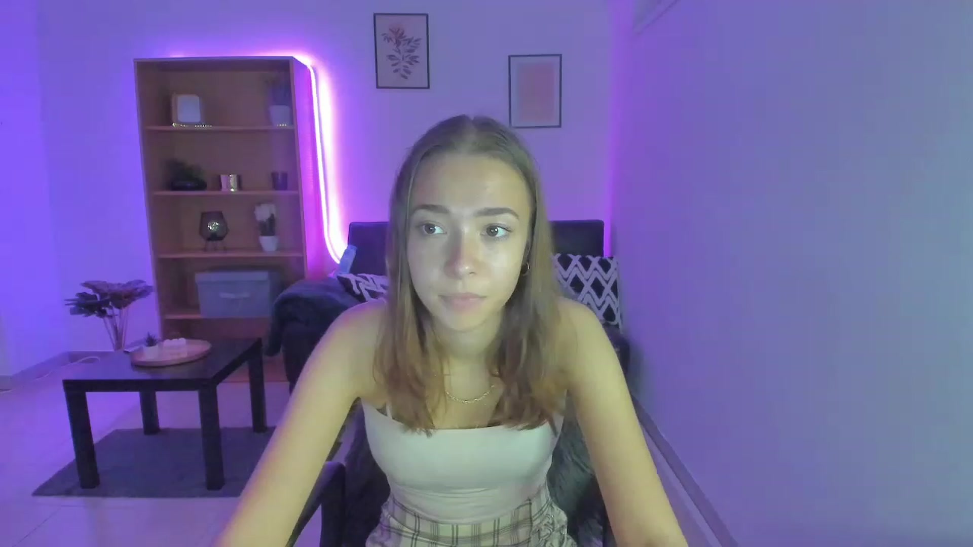 Gallery image thumbnail from Lara_lust18's myfreecams stream on, 03/04/2023, 17:50 image 2 of 20