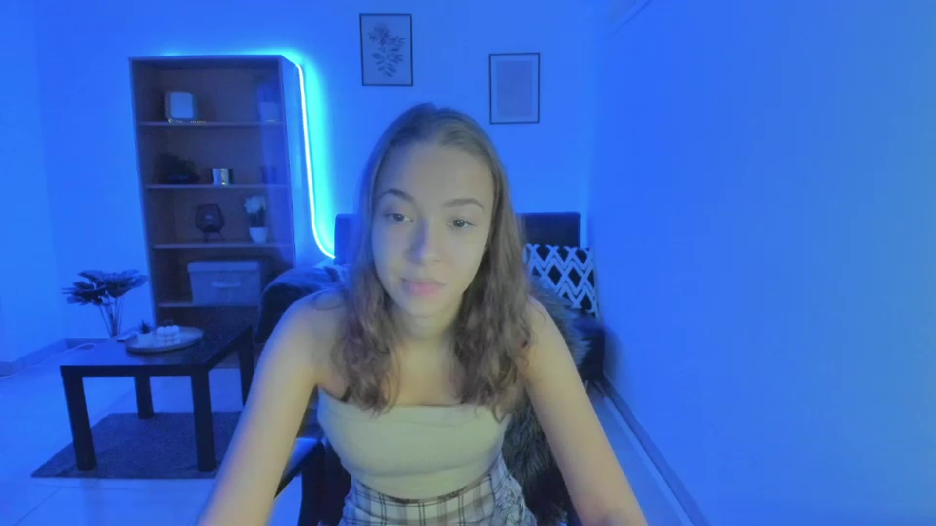 Gallery image thumbnail from Lara_lust18's myfreecams stream on, 03/05/2023, 15:06 image 9 of 20