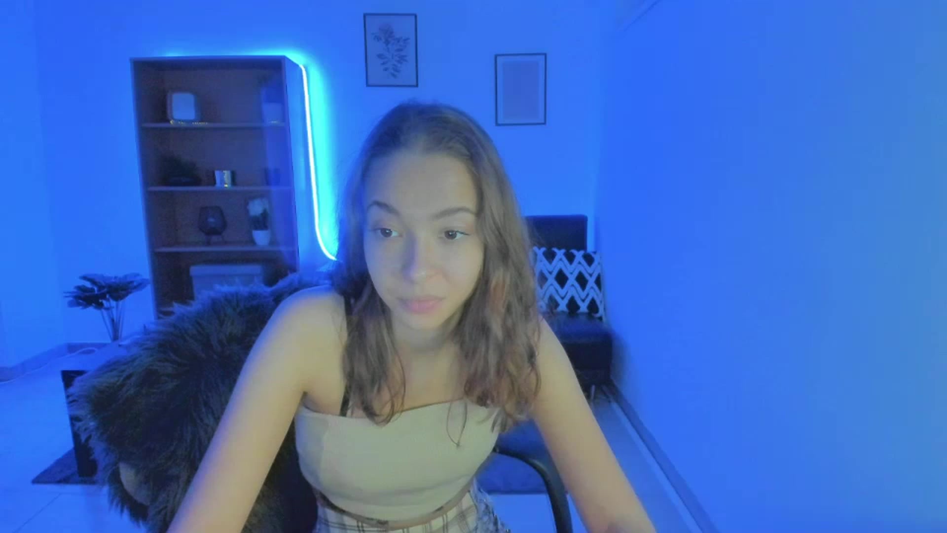 Gallery image thumbnail from Lara_lust18's myfreecams stream on, 03/05/2023, 15:36 image 3 of 20