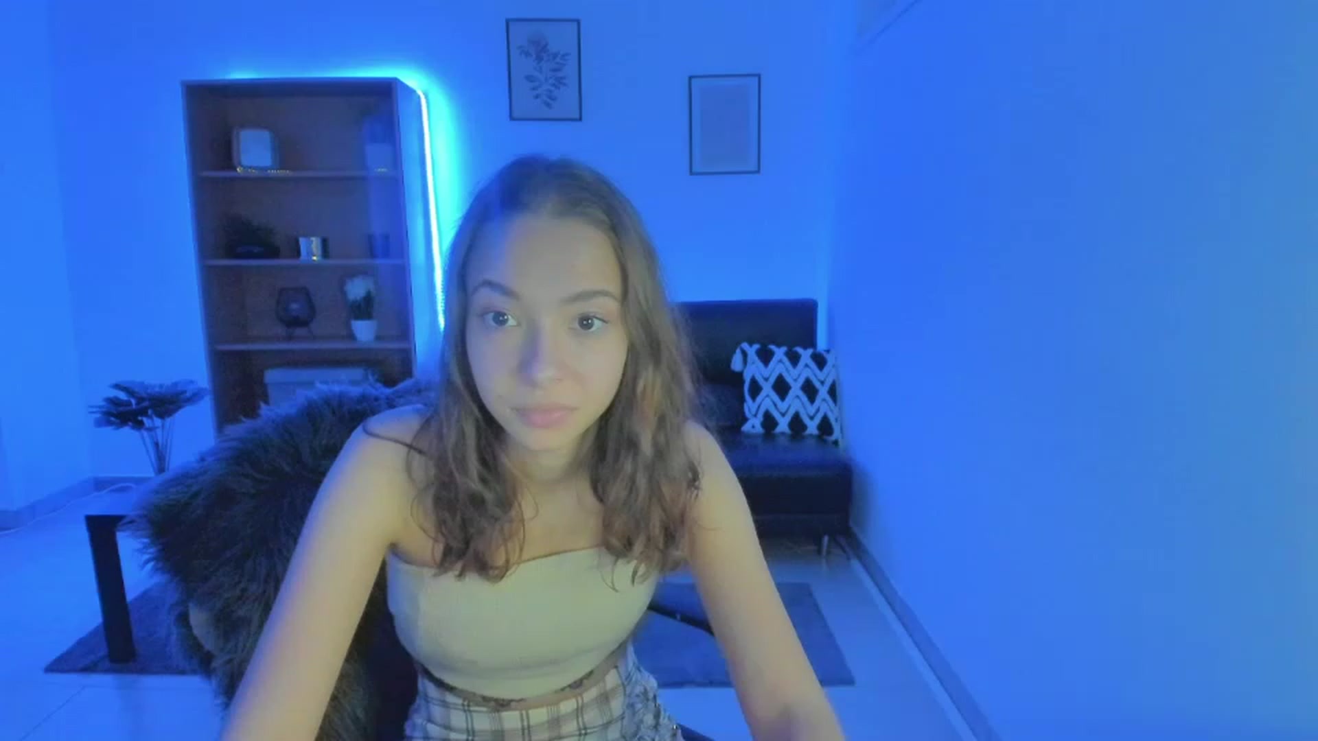 Gallery image thumbnail from Lara_lust18's myfreecams stream on, 03/05/2023, 15:36 image 13 of 20