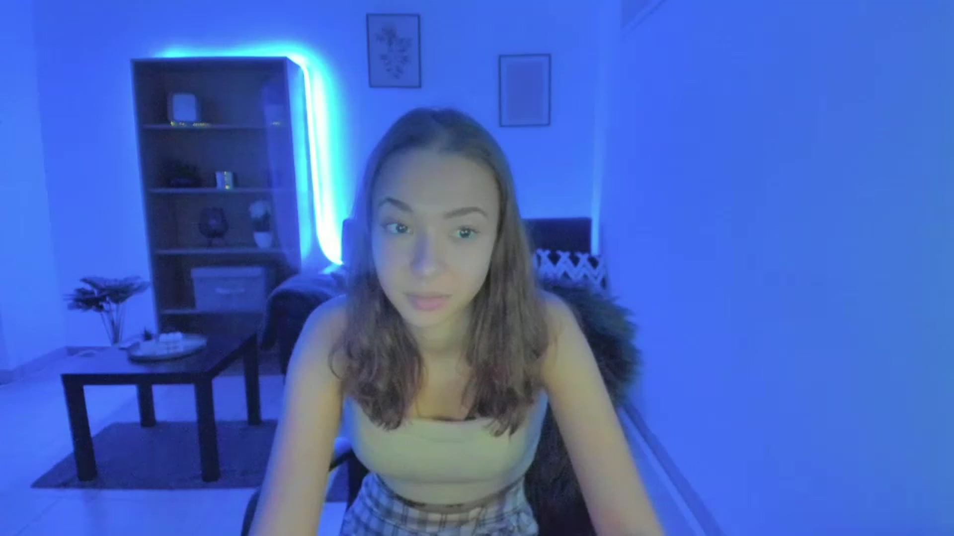 Gallery image thumbnail from Lara_lust18's myfreecams stream on, 03/05/2023, 19:08 image 15 of 20