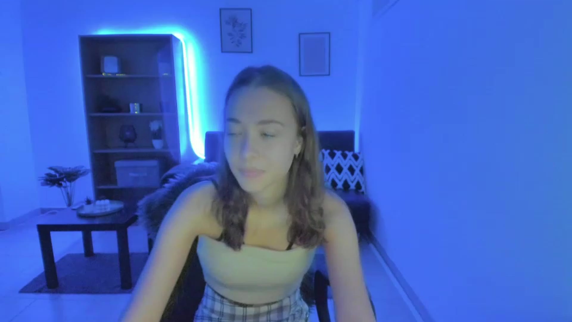 Gallery image thumbnail from Lara_lust18's myfreecams stream on, 03/05/2023, 19:08 image 6 of 20