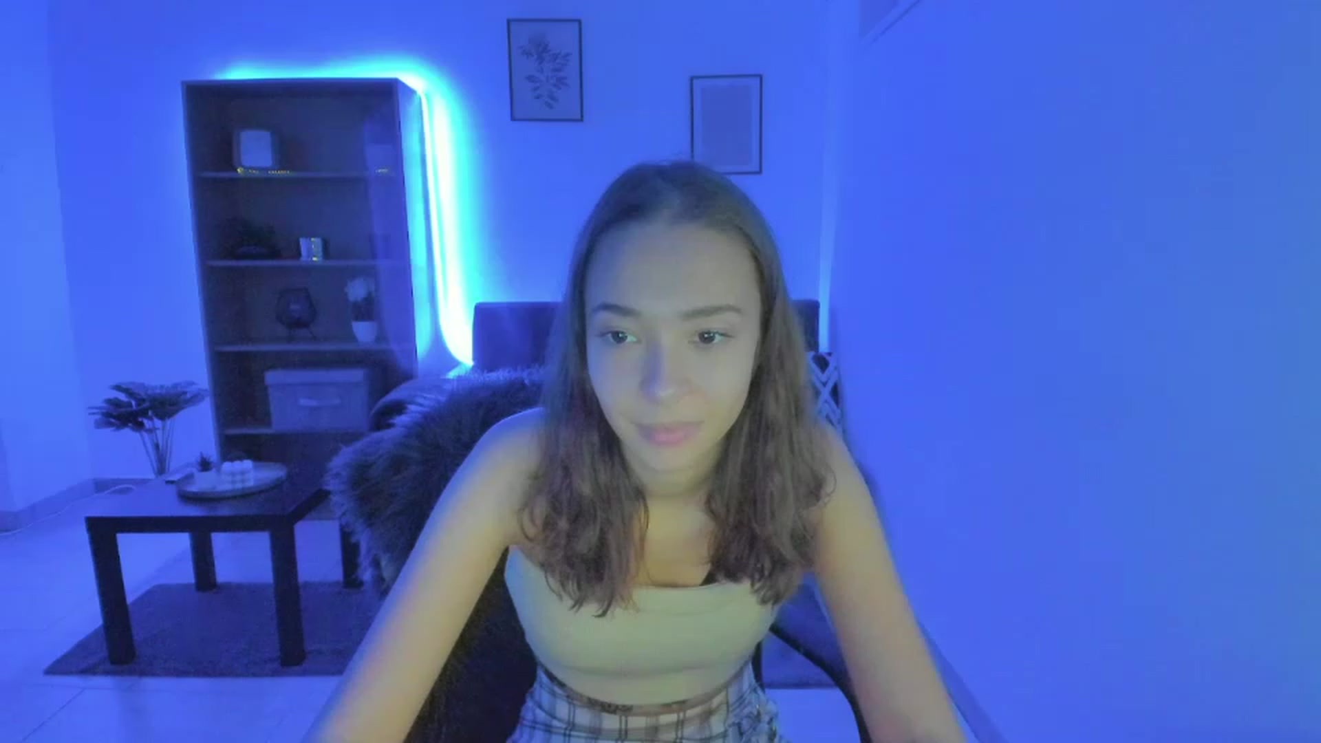 Gallery image thumbnail from Lara_lust18's myfreecams stream on, 03/05/2023, 19:08 image 14 of 20