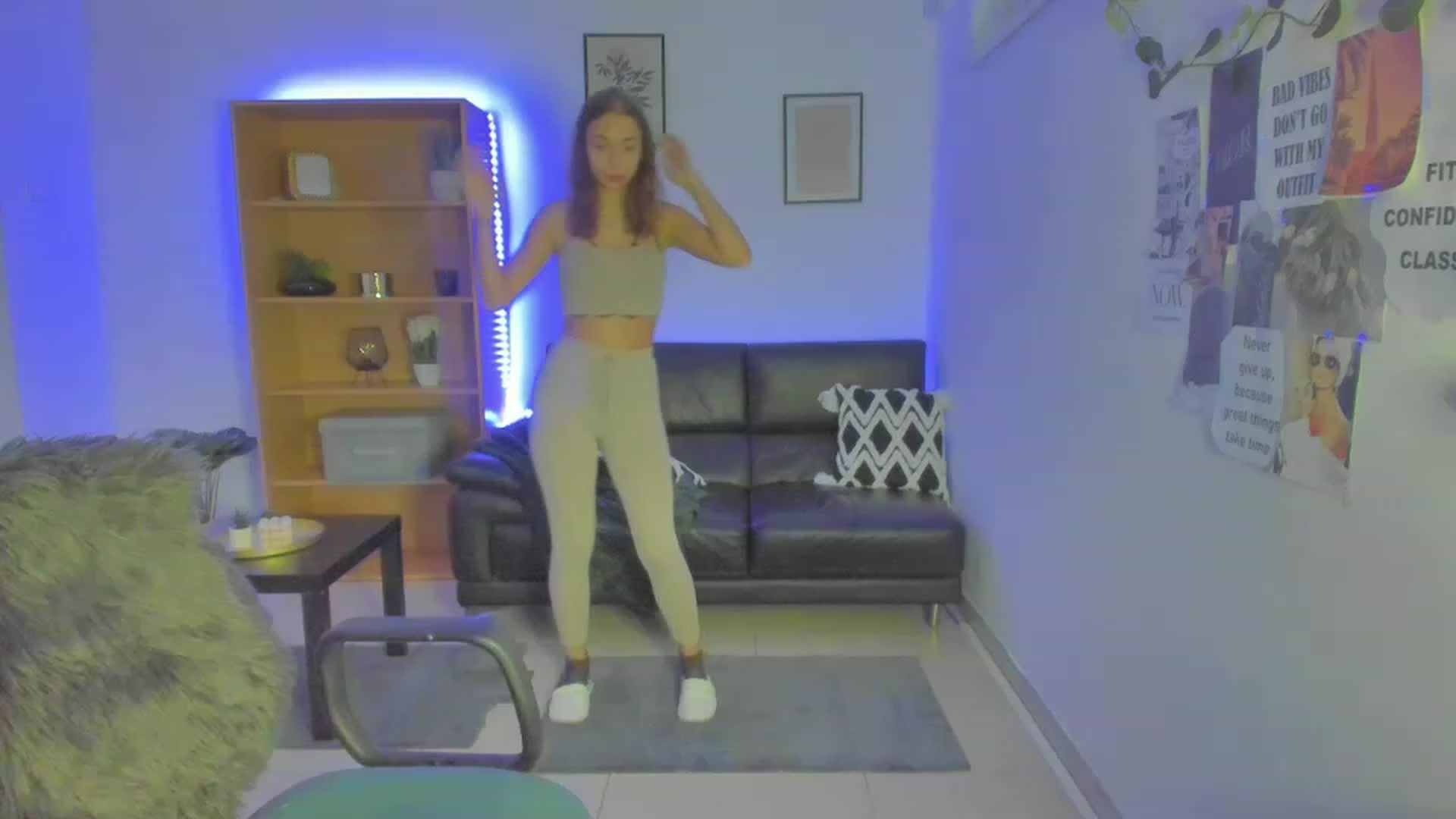 Gallery image thumbnail from Lara_lust18's myfreecams stream on, 03/12/2023, 16:00 image 20 of 20