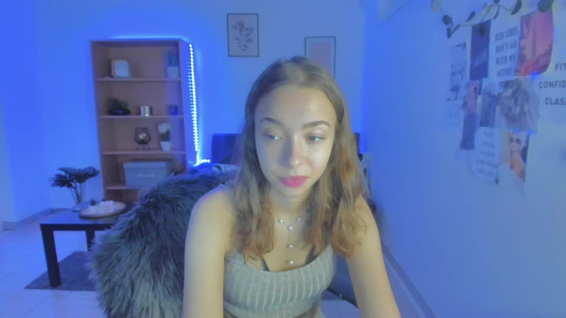 Gallery image thumbnail from Lara_lust18's myfreecams stream on, 03/12/2023, 16:00 image 7 of 20