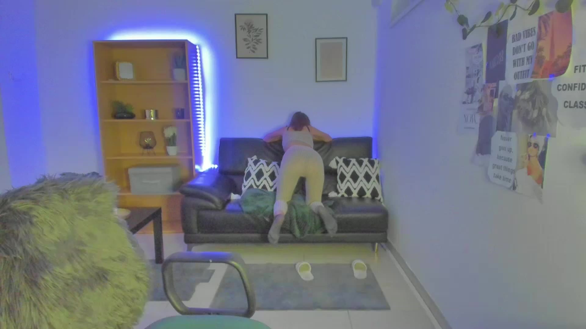 Gallery image thumbnail from Lara_lust18's myfreecams stream on, 03/12/2023, 17:12 image 7 of 20
