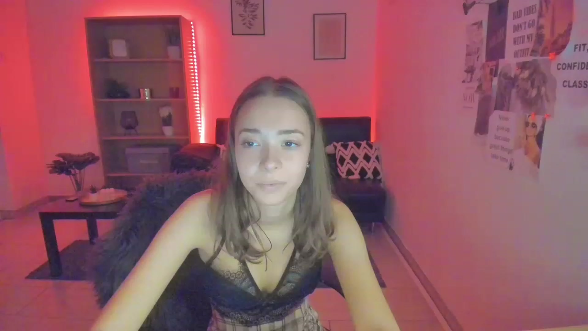 Gallery image thumbnail from Lara_lust18's myfreecams stream on, 03/15/2023, 11:39 image 20 of 20