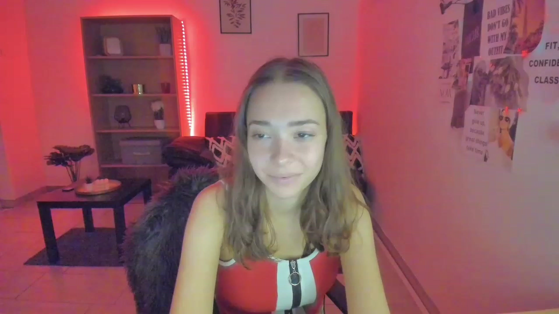 Gallery image thumbnail from Lara_lust18's myfreecams stream on, 03/15/2023, 11:39 image 2 of 20
