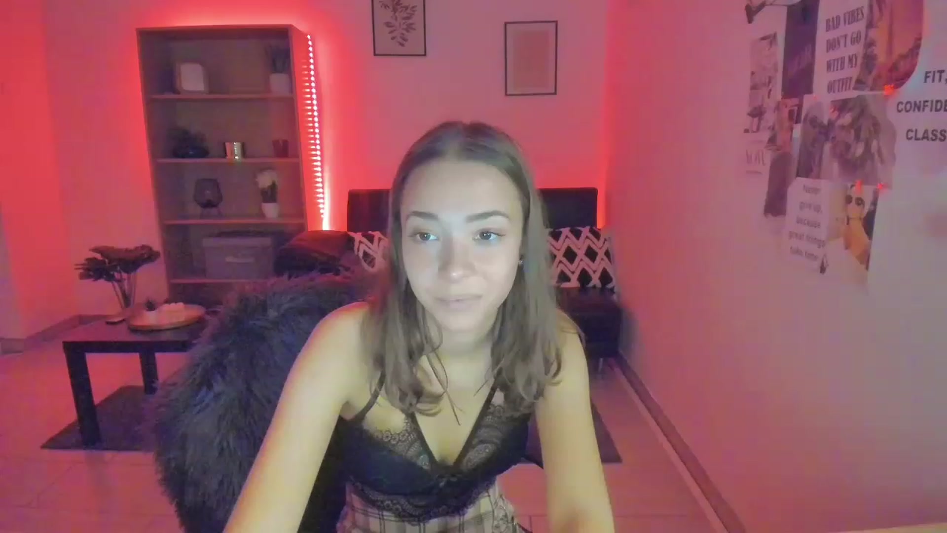 Gallery image thumbnail from Lara_lust18's myfreecams stream on, 03/15/2023, 11:39 image 18 of 20