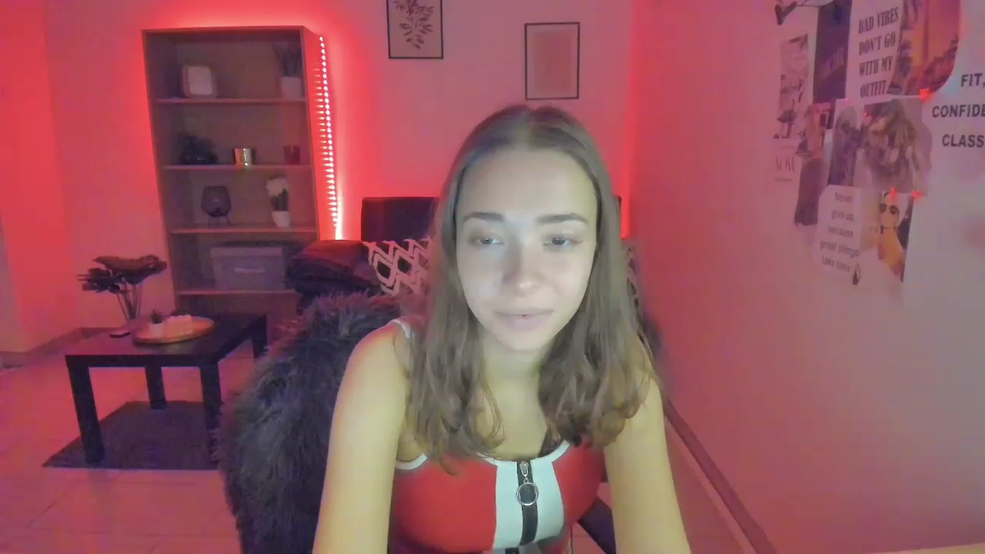 Gallery image thumbnail from Lara_lust18's myfreecams stream on, 03/15/2023, 11:39 image 3 of 20