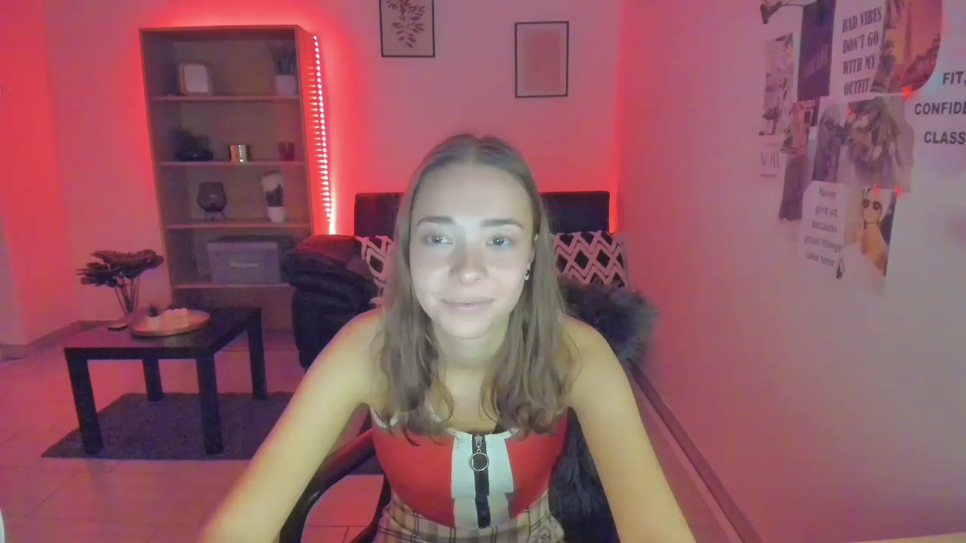Gallery image thumbnail from Lara_lust18's myfreecams stream on, 03/15/2023, 12:37 image 1 of 20