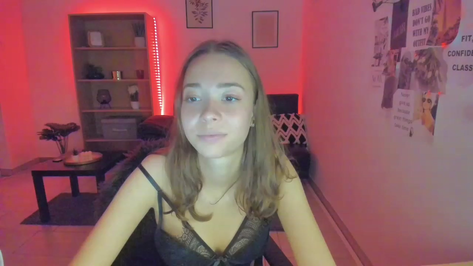 Gallery image thumbnail from Lara_lust18's myfreecams stream on, 03/15/2023, 12:37 image 16 of 20