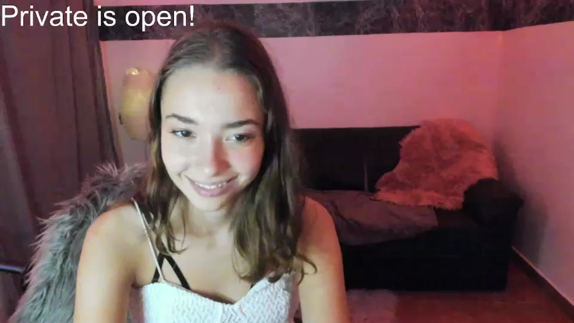 Gallery image thumbnail from Lara_lust18's myfreecams stream on, 03/27/2023, 15:07 image 16 of 20