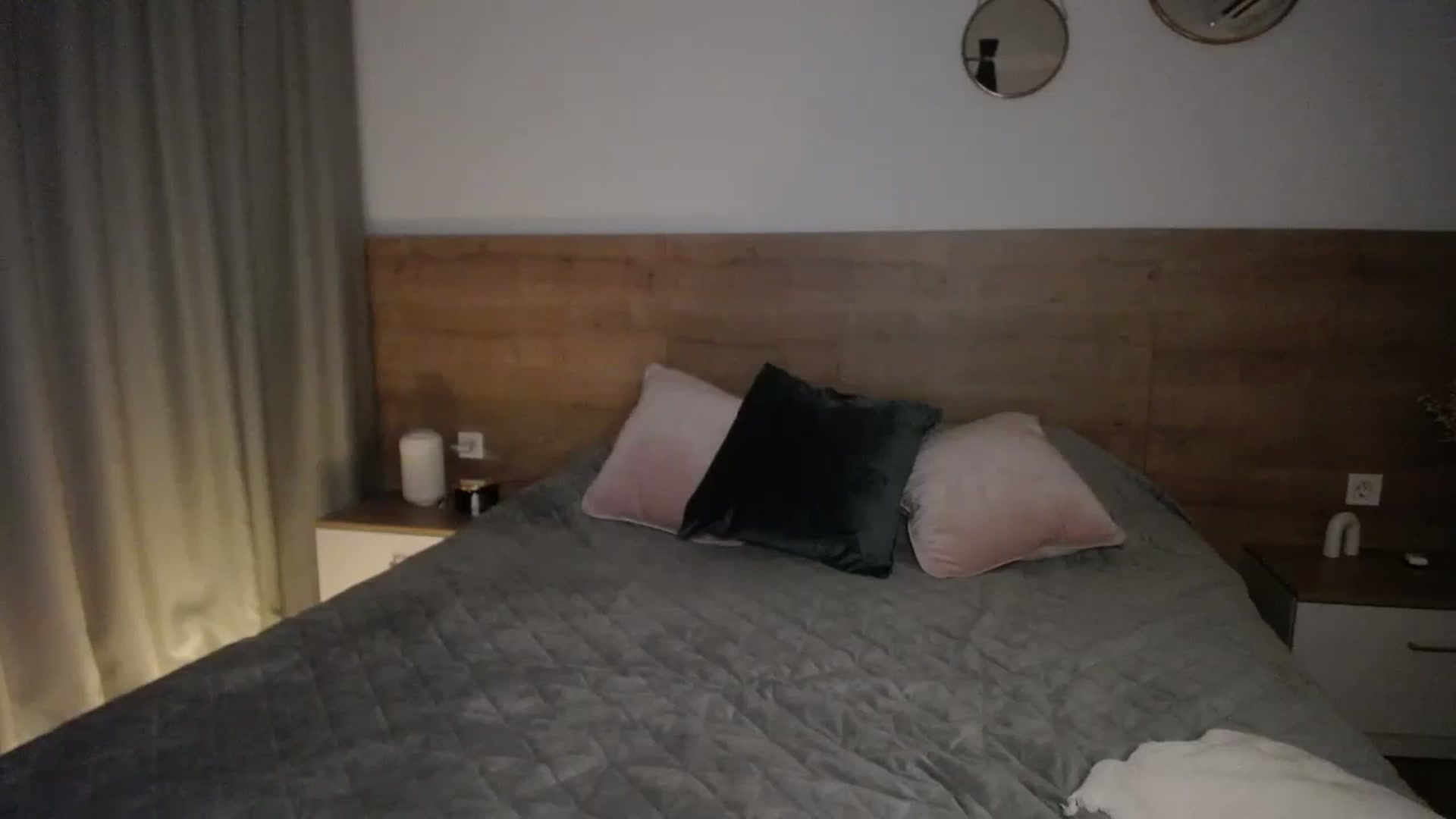 Gallery image thumbnail from Lara_xo's myfreecams stream on, 09/10/2023, 17:09 image 9 of 20