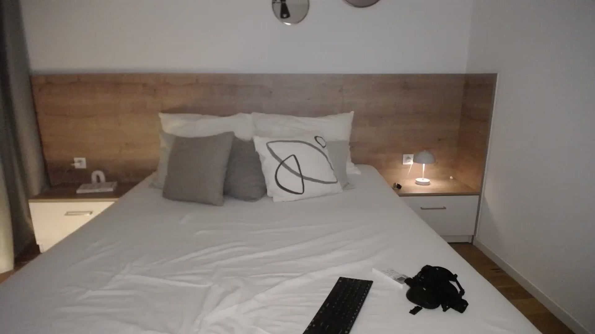 Gallery image thumbnail from Lara_xo's myfreecams stream on, 04/15/2024, 17:11 image 13 of 20