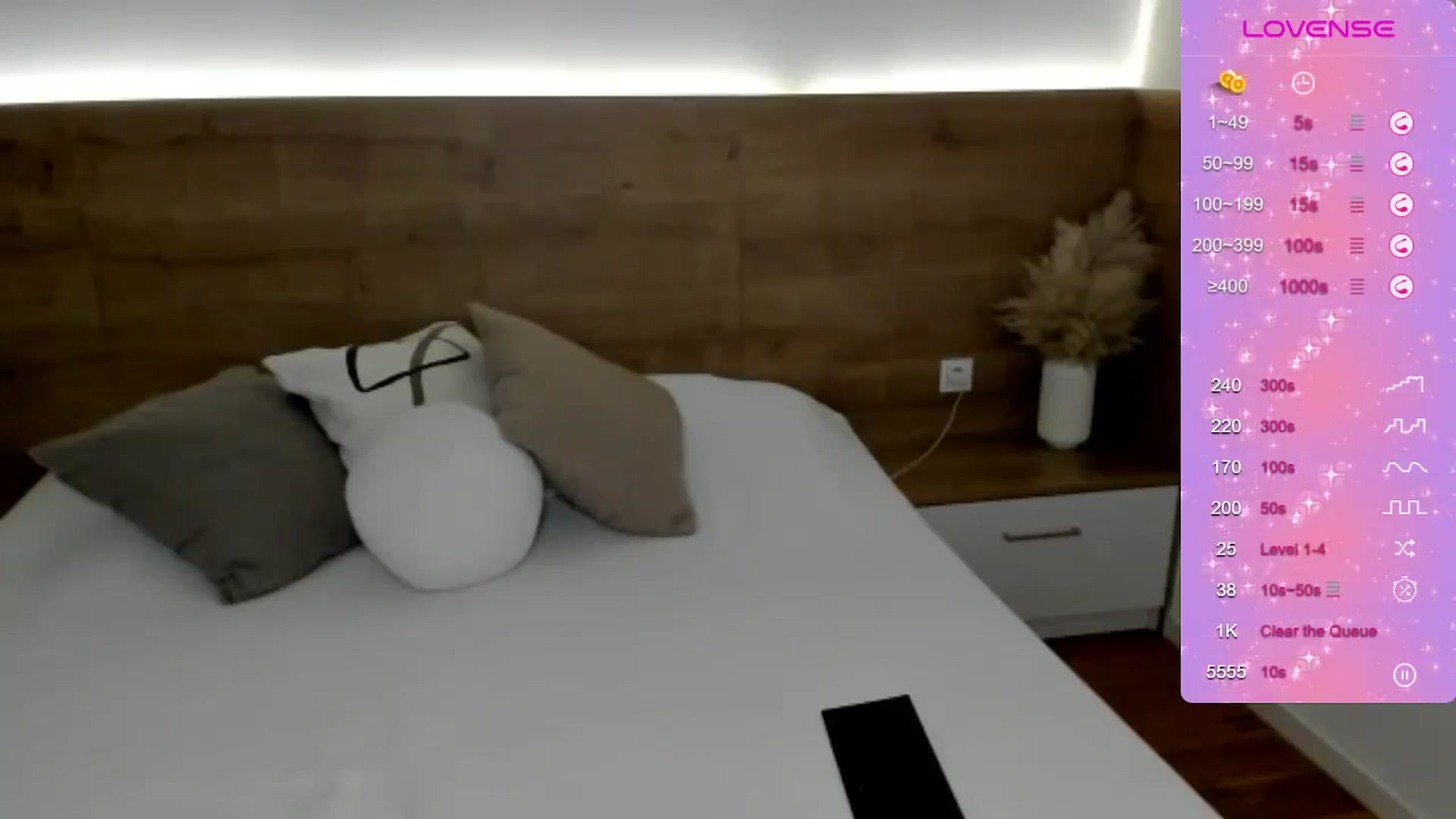 Gallery image thumbnail from Lara_xo's myfreecams stream on, 07/17/2024, 17:44 image 15 of 20