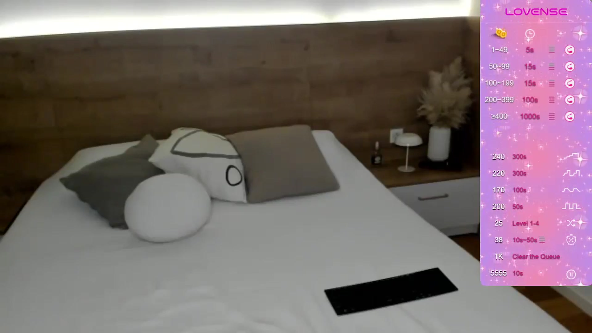 Gallery image thumbnail from Lara_xo's myfreecams stream on, 07/18/2024, 20:08 image 11 of 20