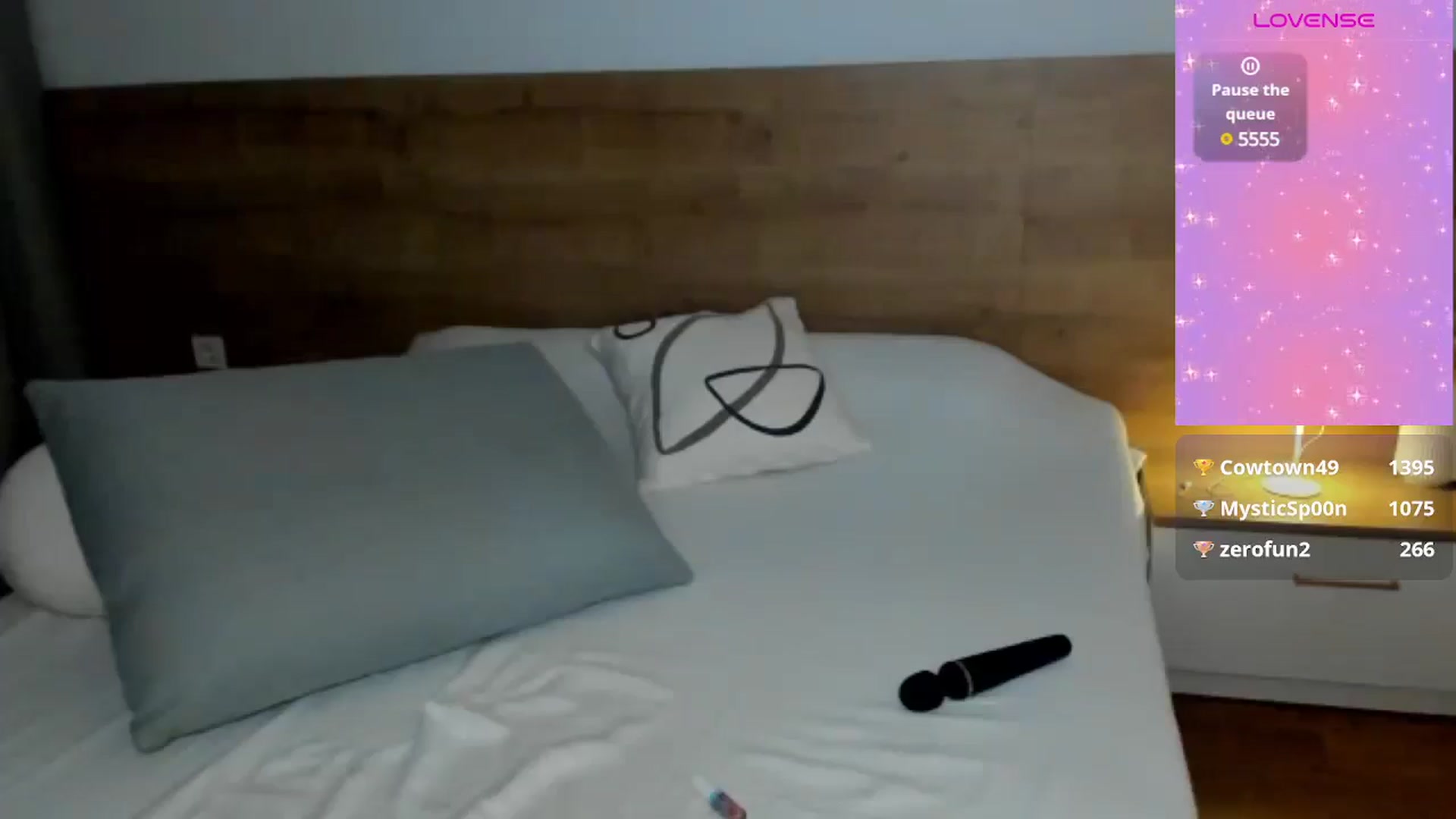 Gallery image thumbnail from Lara_xo's myfreecams stream on, 10/24/2024, 19:04 image 8 of 20