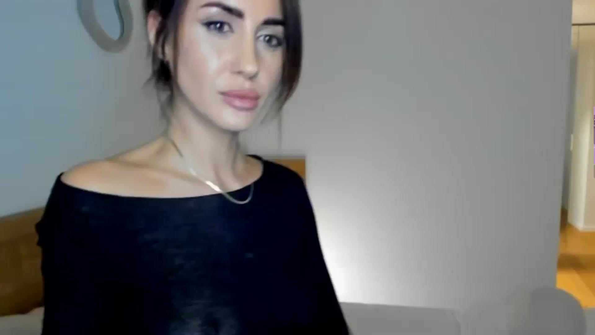 Gallery image thumbnail from Lara_xo's myfreecams stream on, 02/06/2025, 19:14 image 1 of 20